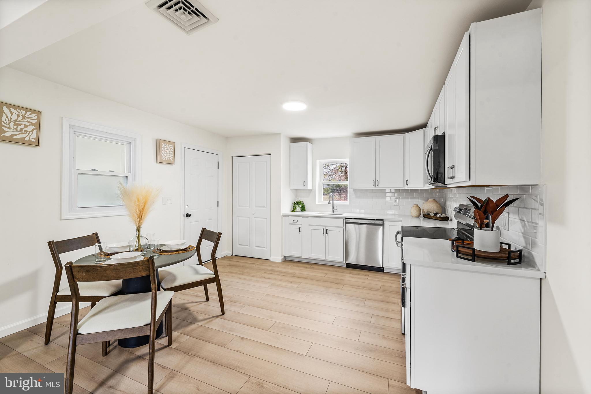 CHURCH HILL - Residential