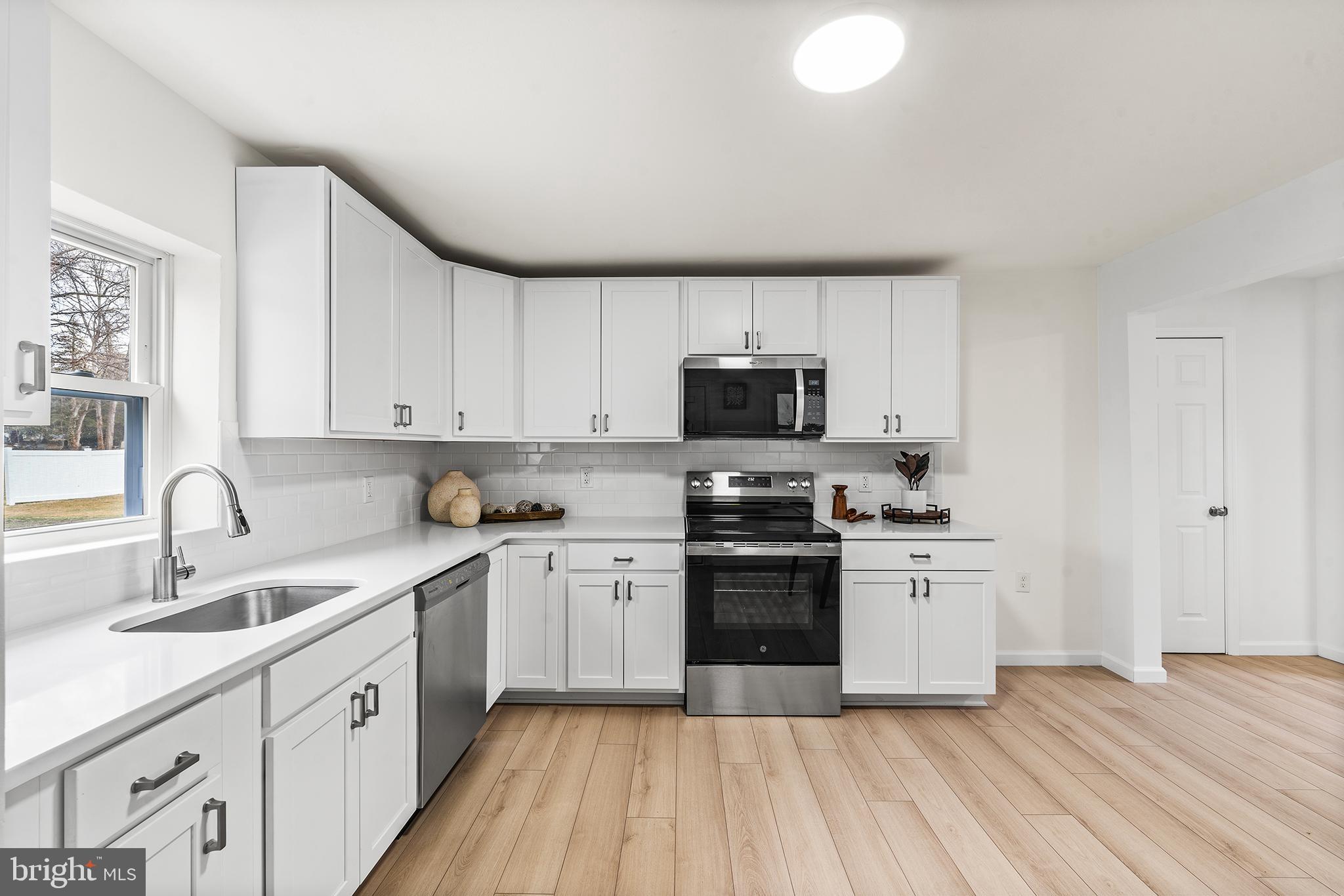 CHURCH HILL - Residential