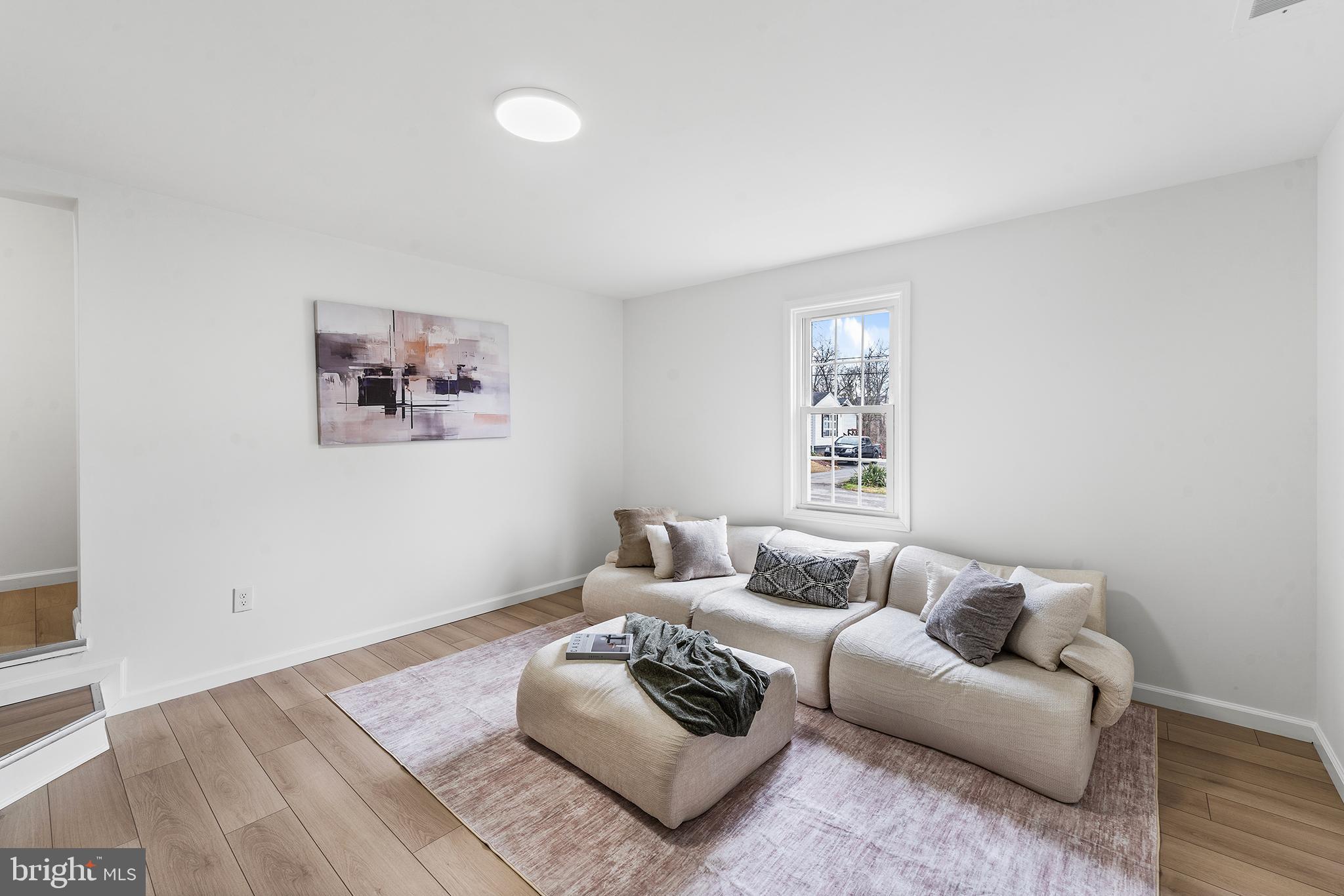 CHURCH HILL - Residential