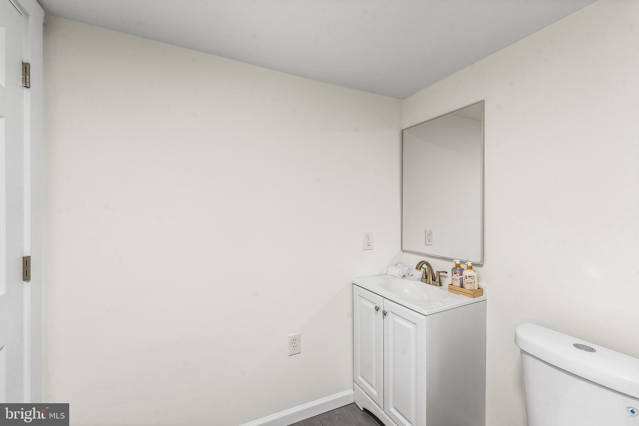 CHURCH HILL - Residential