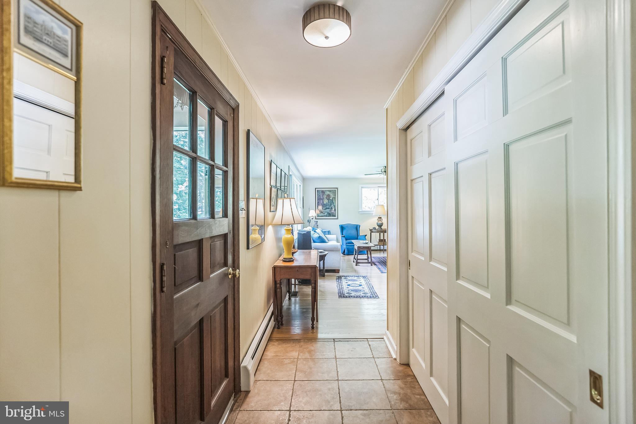 435 LAVEROCK ROAD