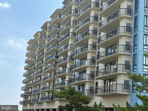 Condo For Sale - 13110 Coastal Highway #307<br/> OCEAN CITY, MD 21842