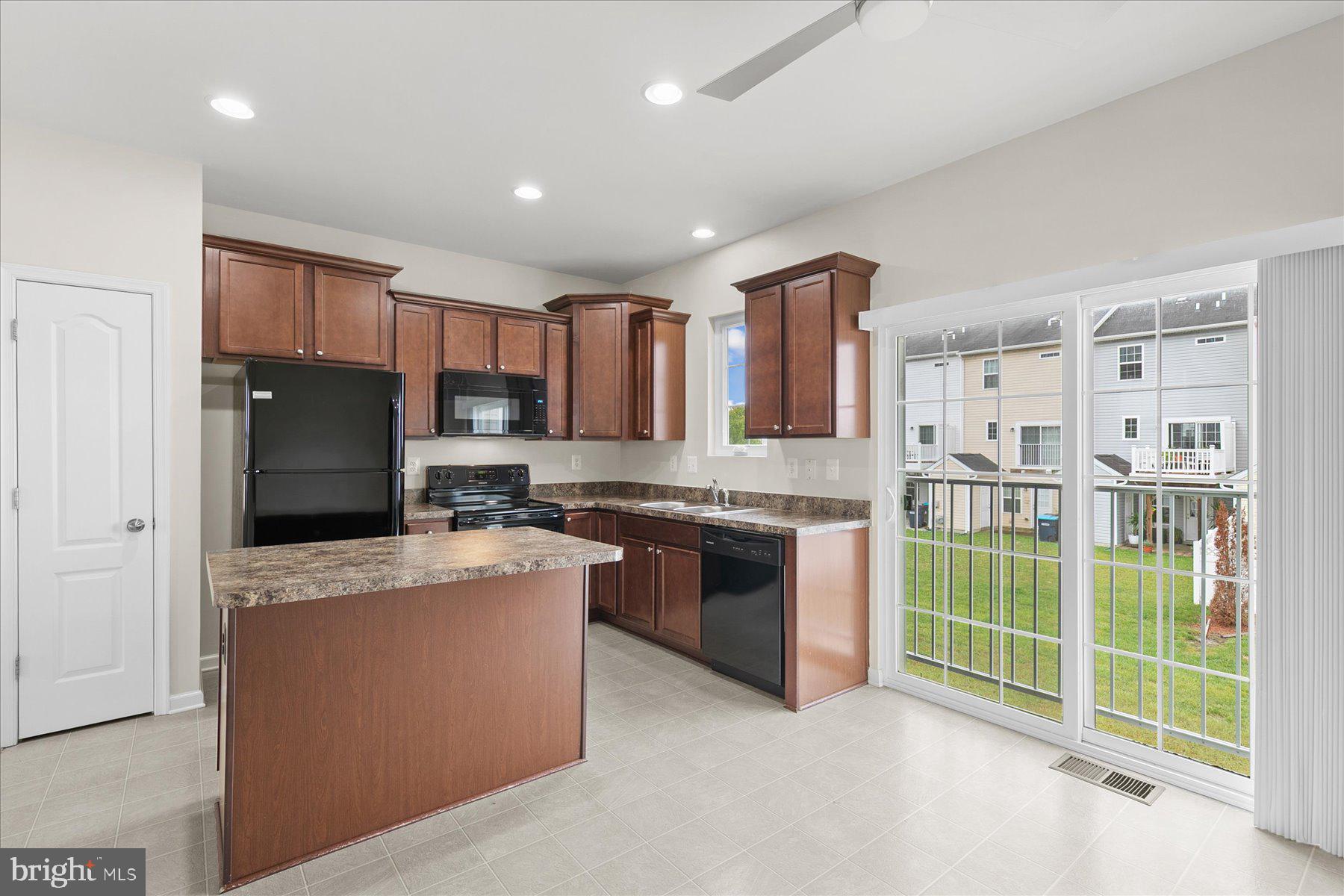 38218 ENFIELD DRIVE