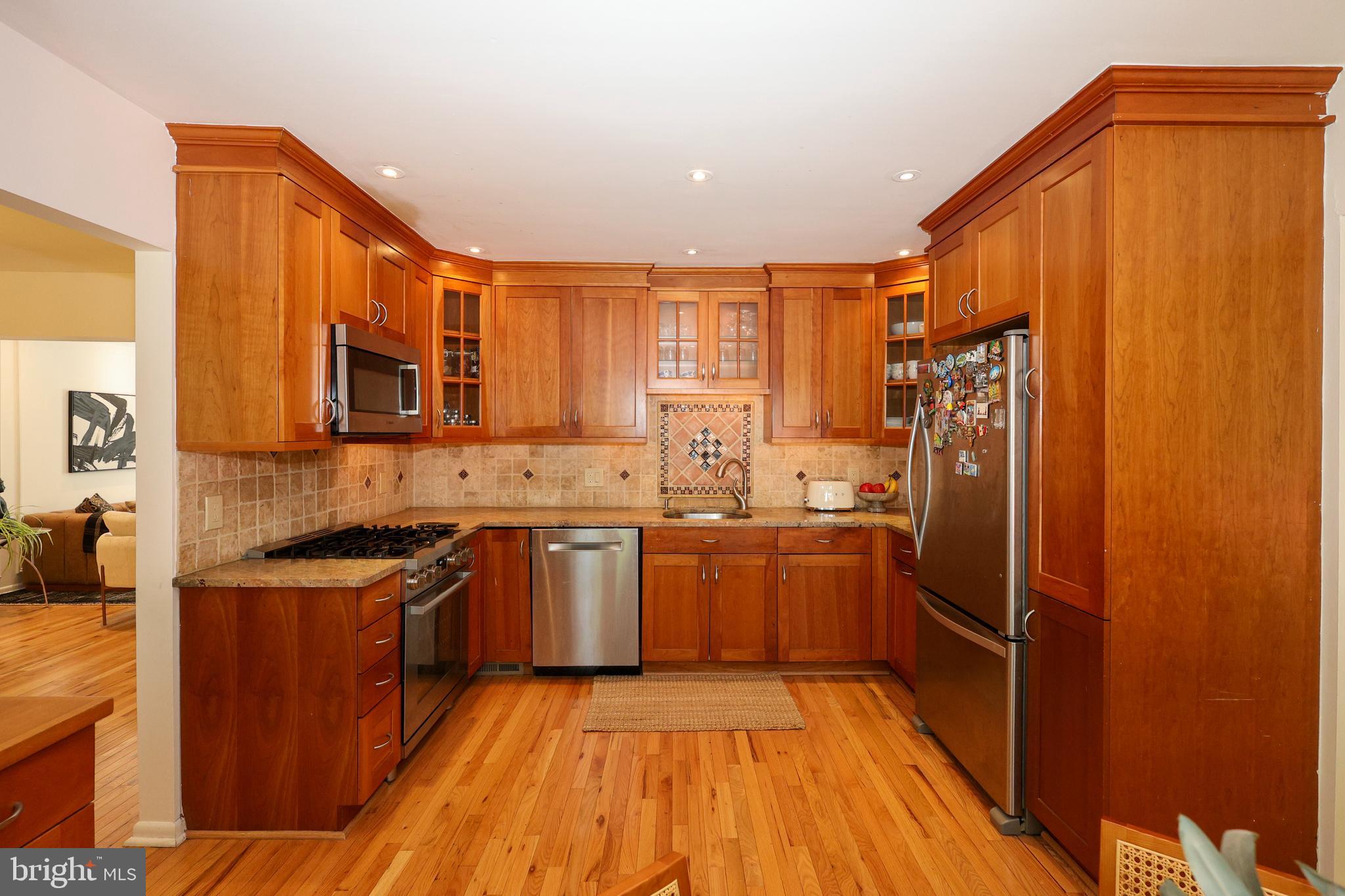 ITHAN MILLS - Residential