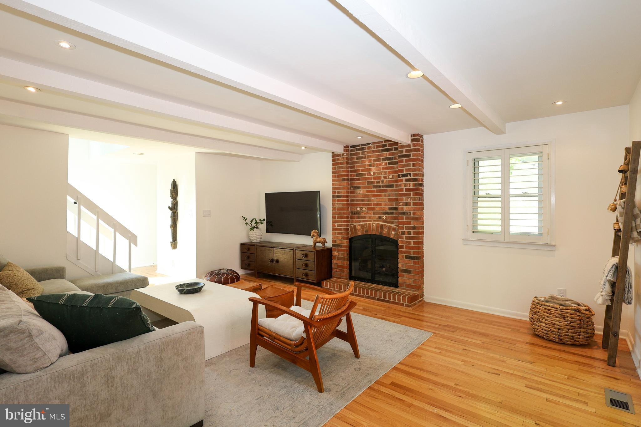 ITHAN MILLS - Residential