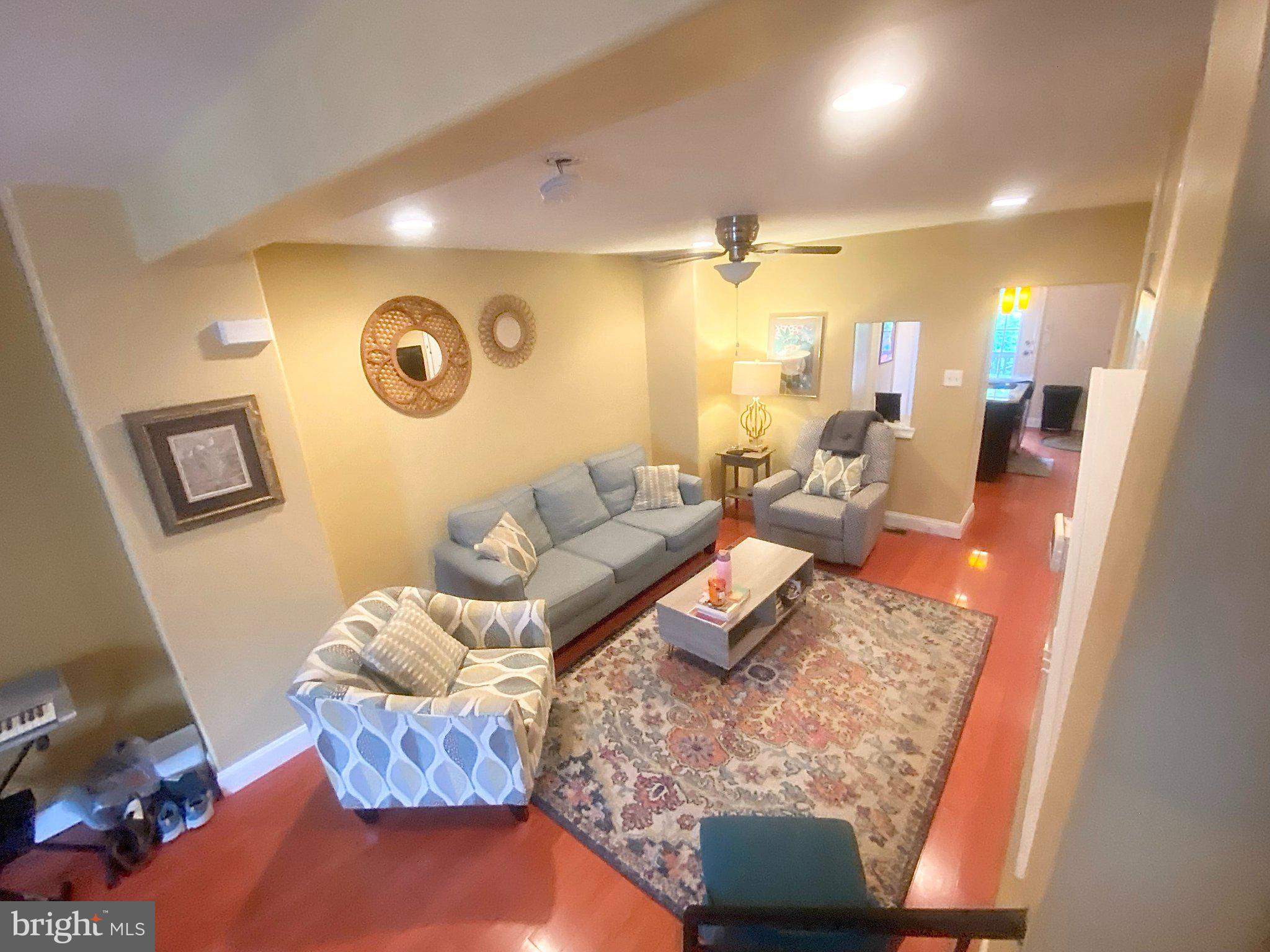 4323 DEXTER STREET