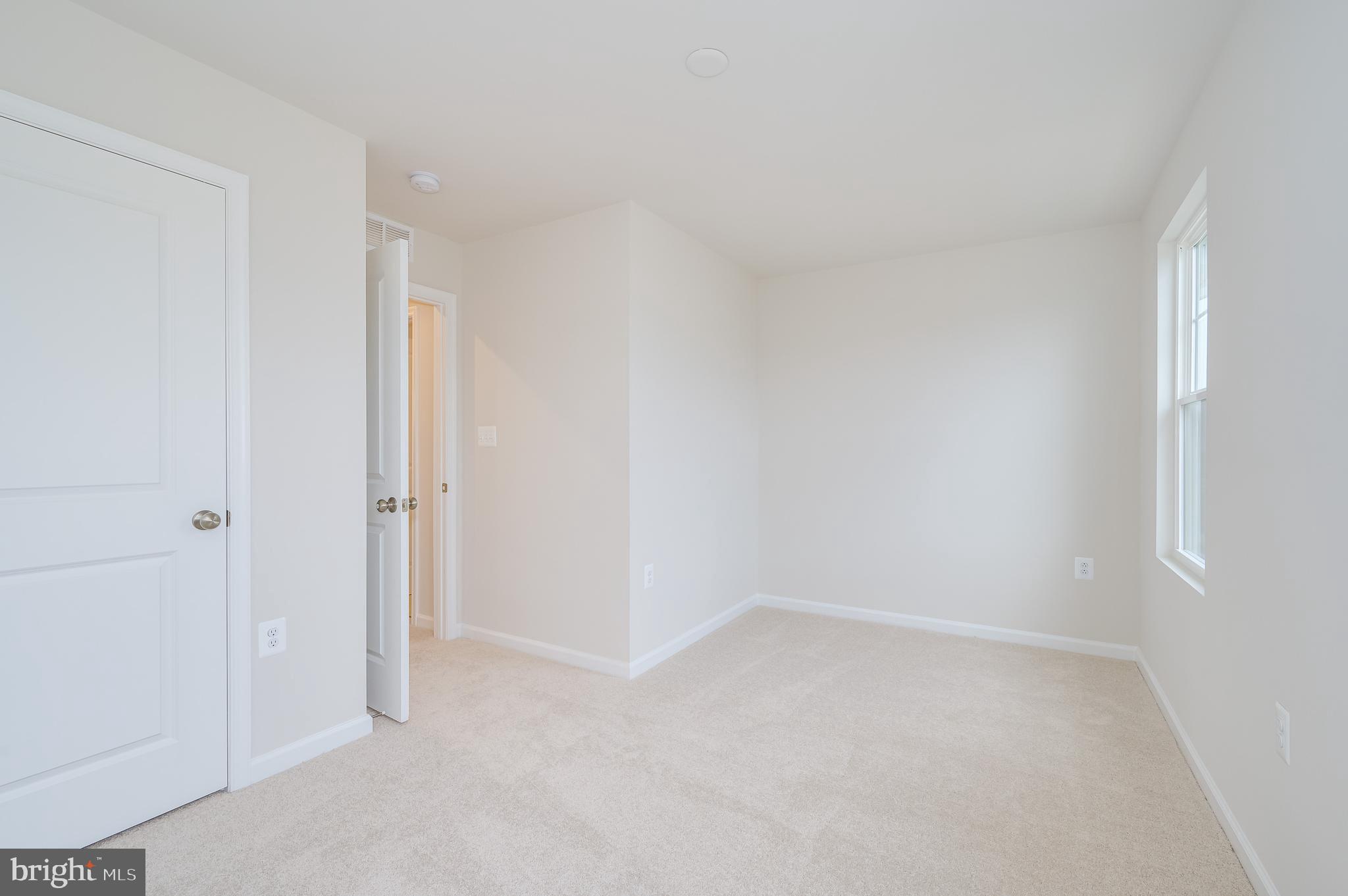 PRESIDENTS POINTE - Residential Lease