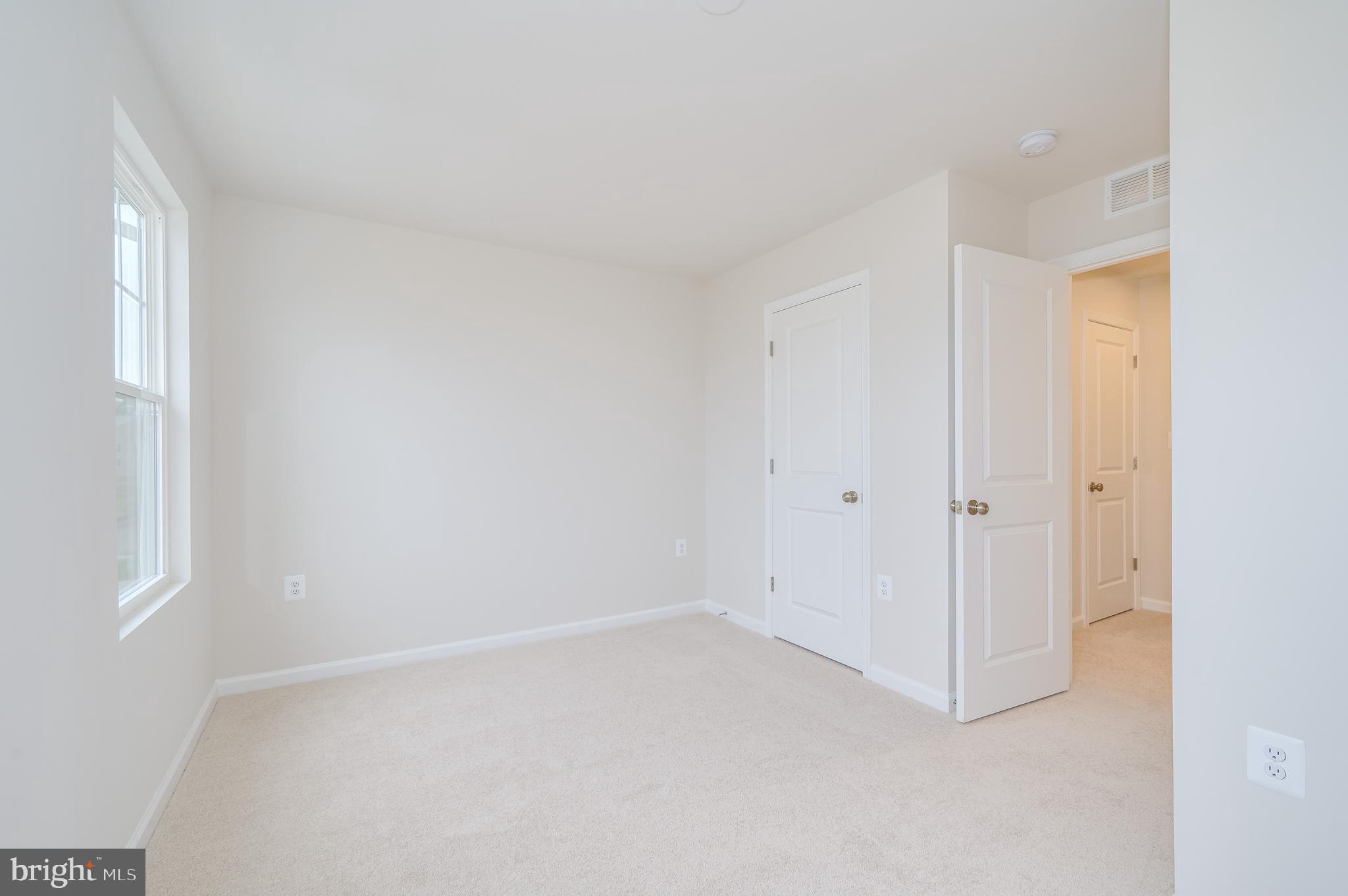 PRESIDENTS POINTE - Residential Lease