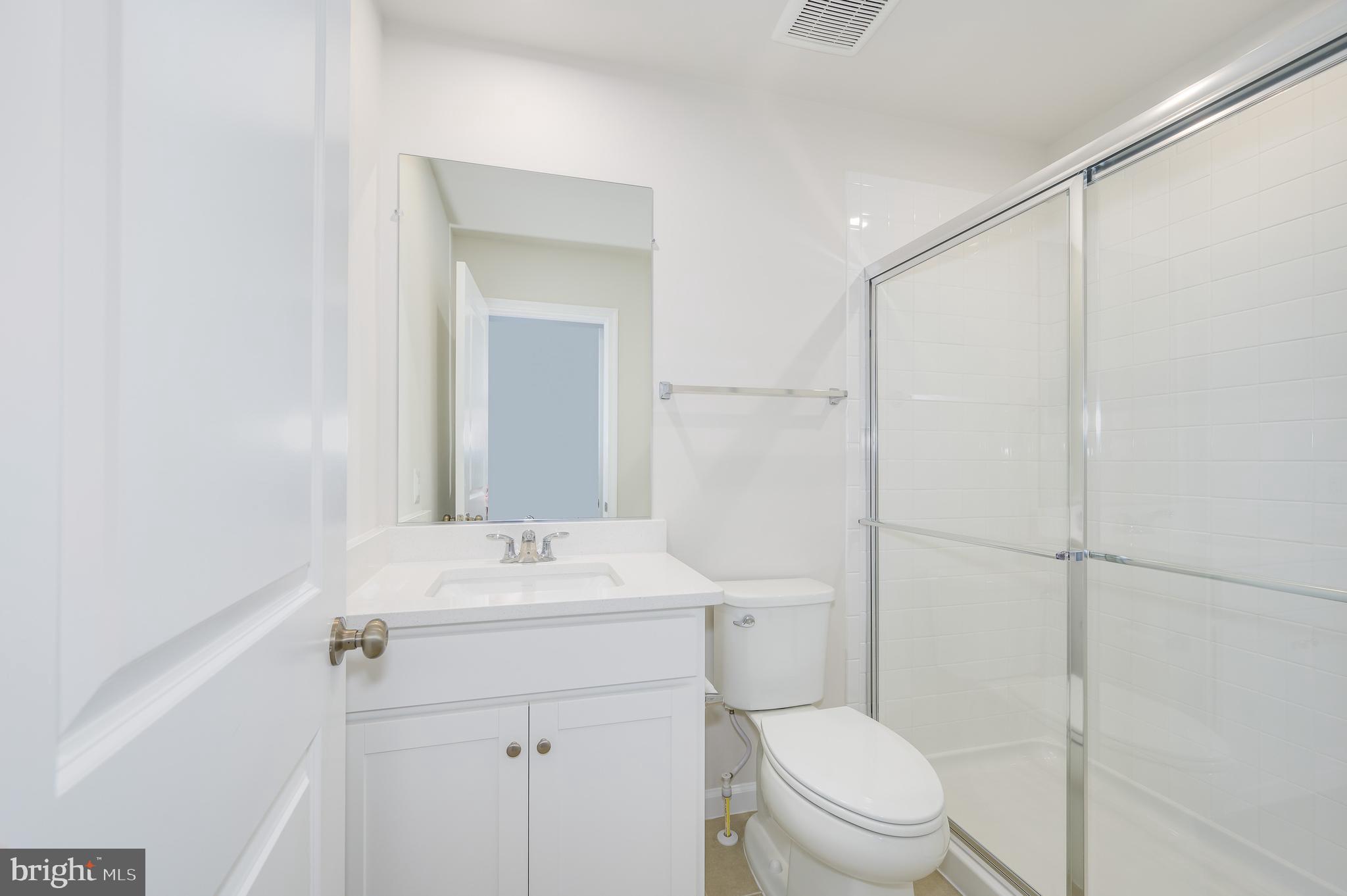 PRESIDENTS POINTE - Residential Lease