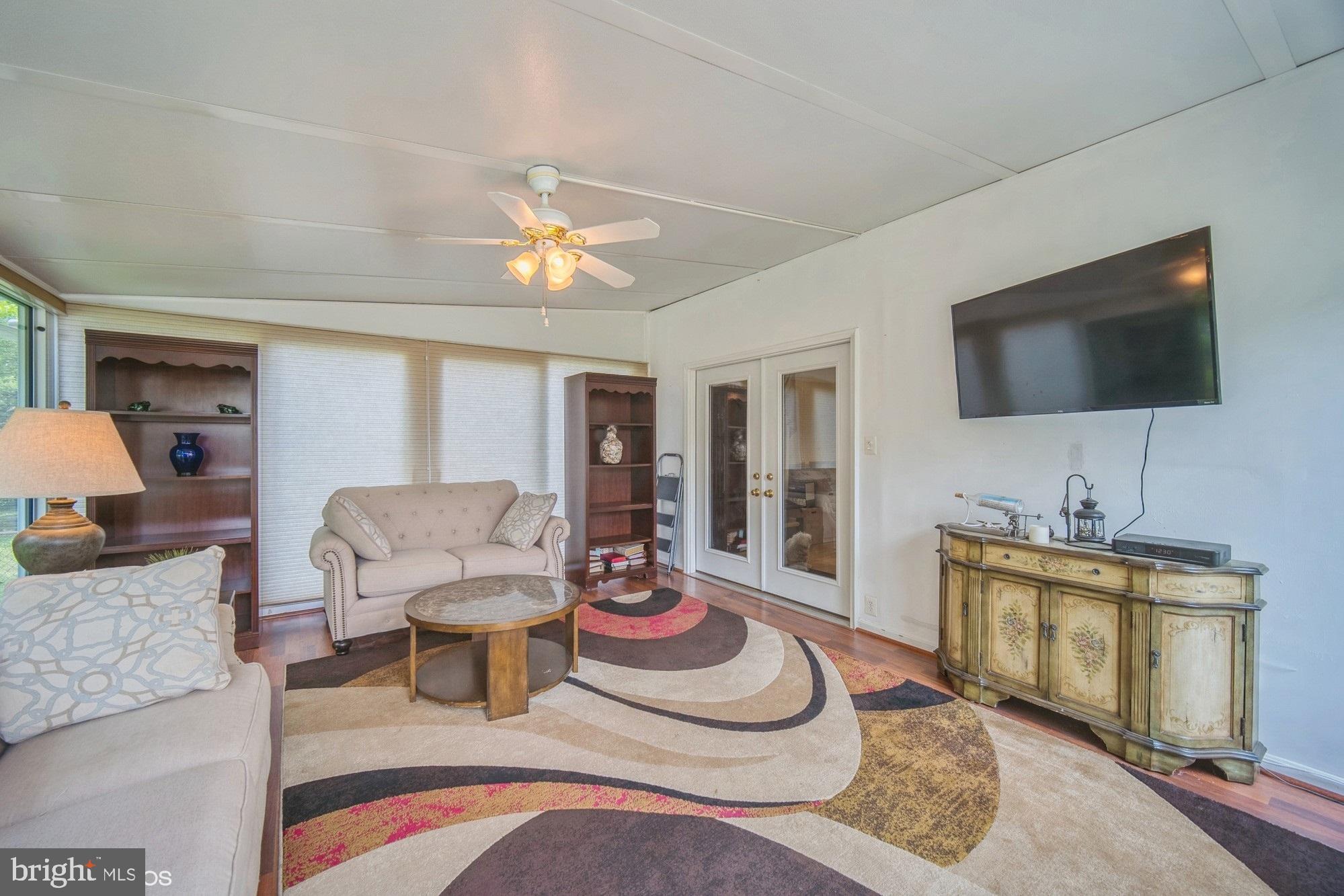 HOLLY HILL HARBOR - Residential