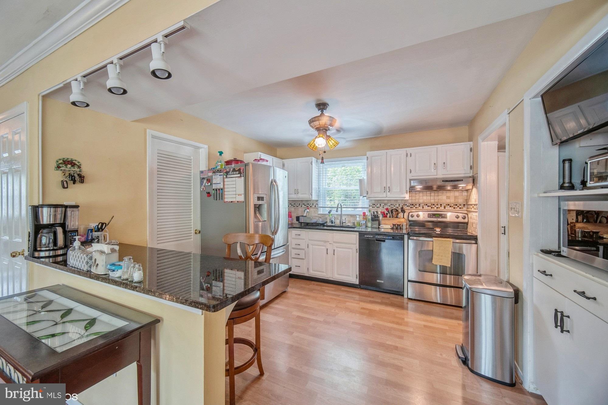 HOLLY HILL HARBOR - Residential