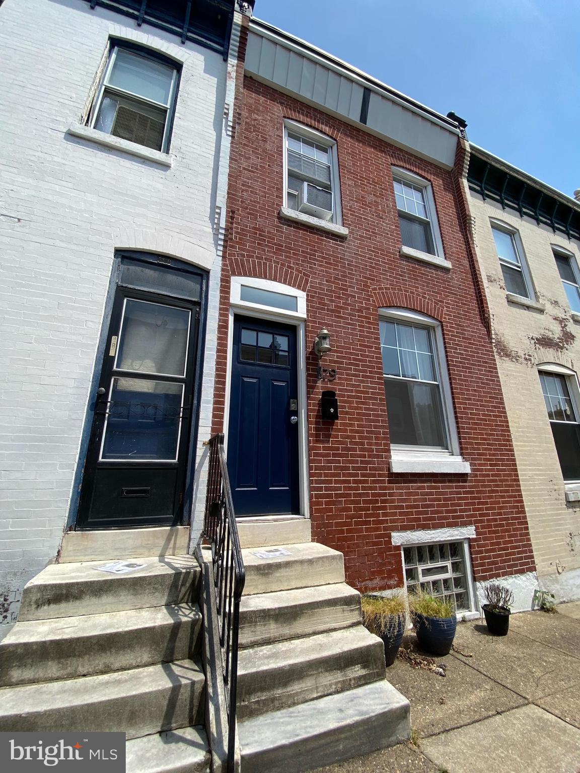 FAIRMOUNT - Residential Lease