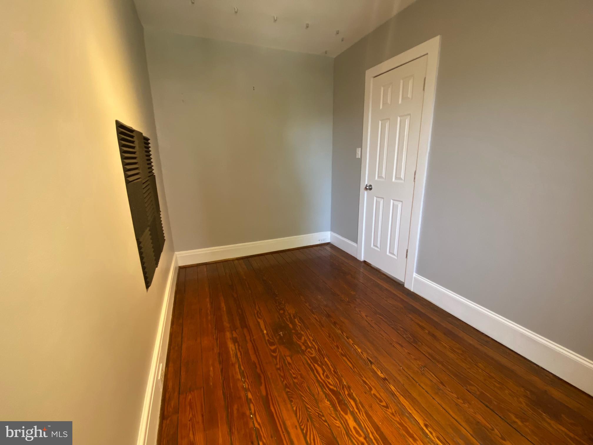 FAIRMOUNT - Residential Lease
