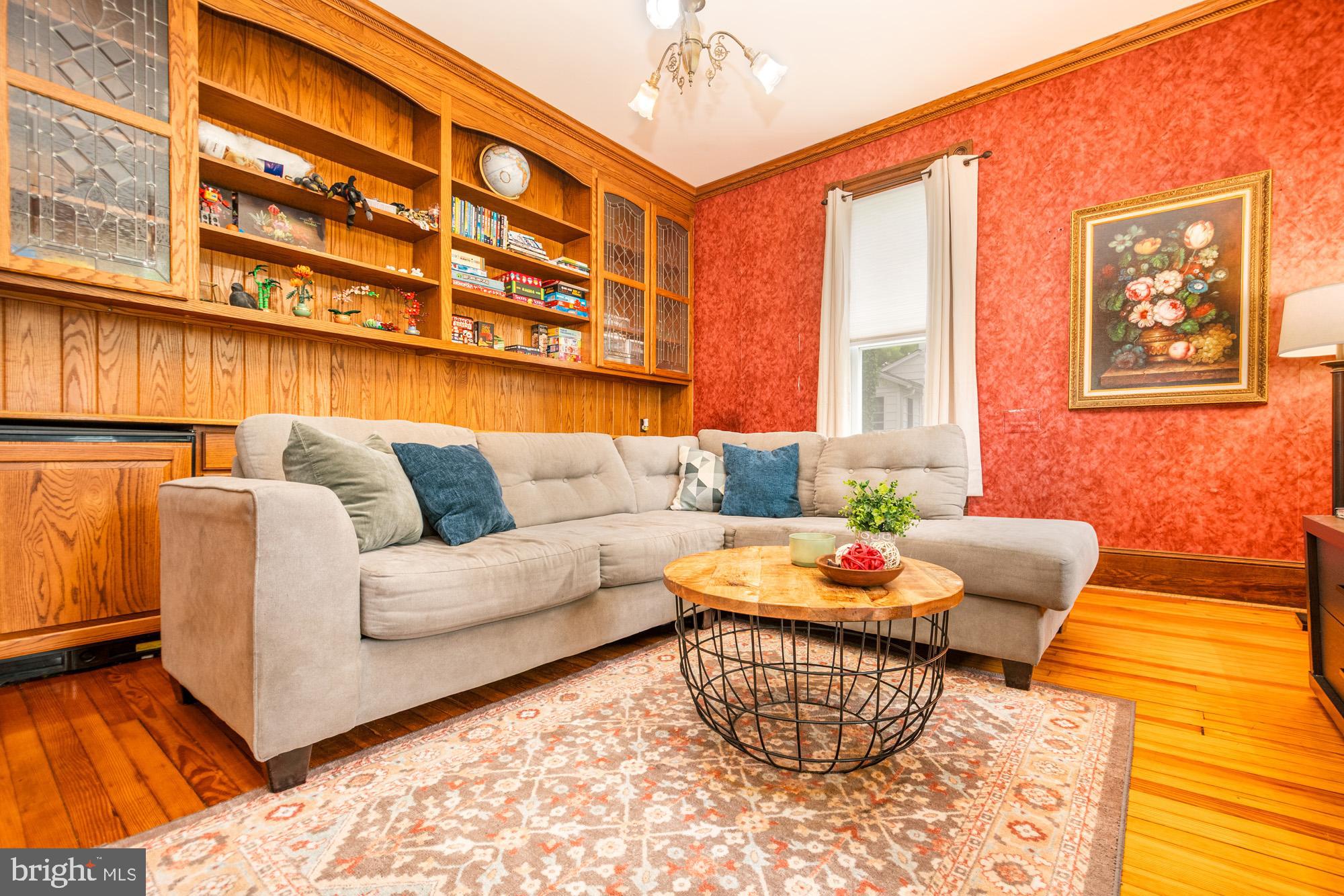 MOUNTAIN LAKE PARK - Residential