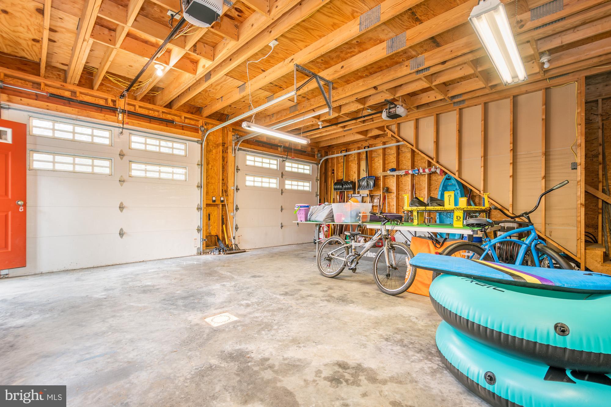 MOUNTAIN LAKE PARK - Residential