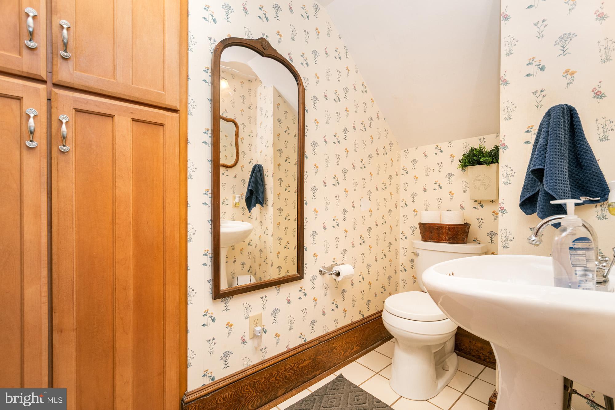 MOUNTAIN LAKE PARK - Residential