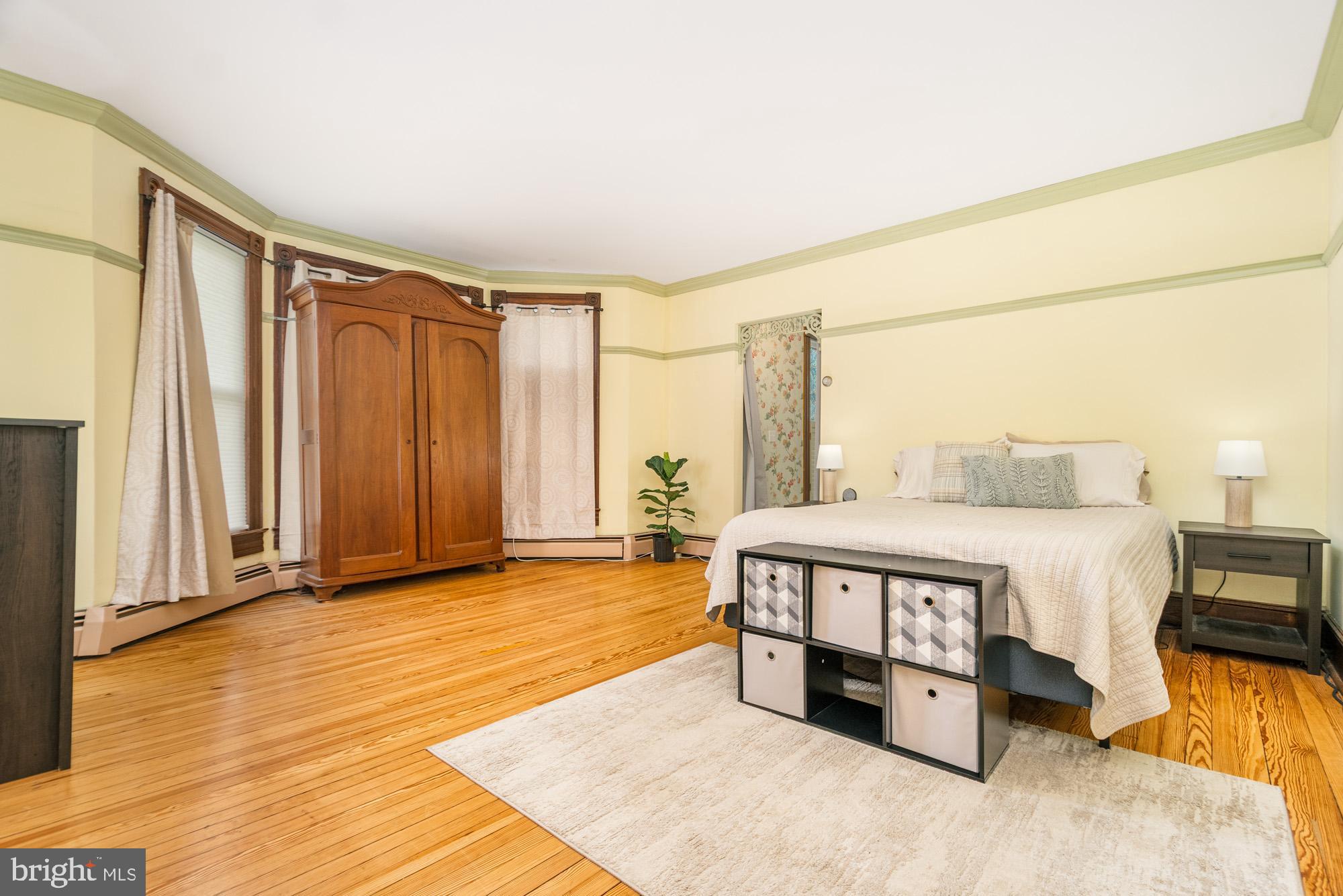 MOUNTAIN LAKE PARK - Residential