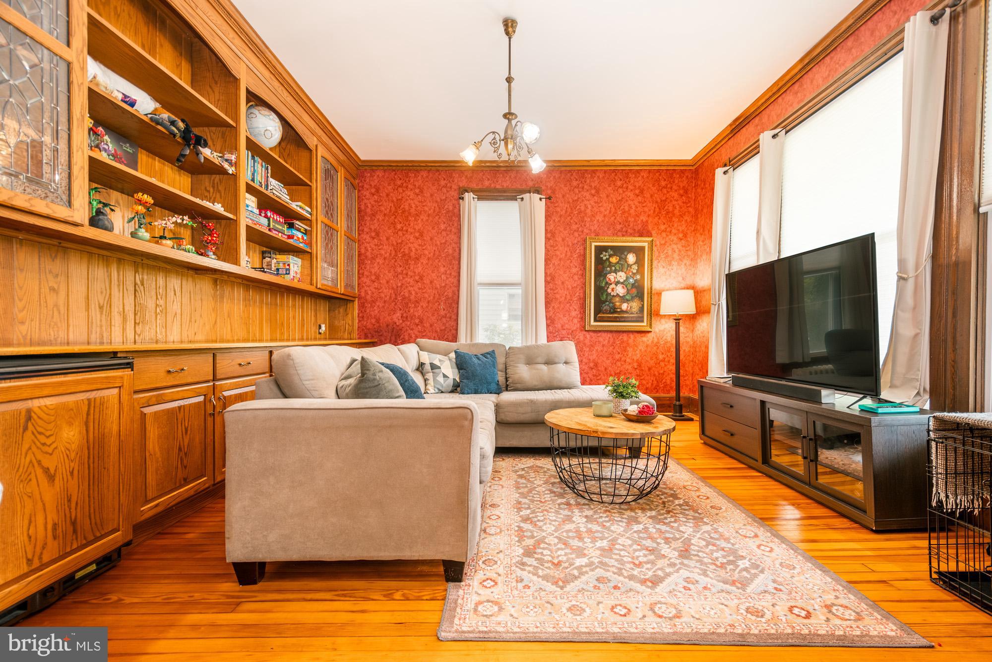 MOUNTAIN LAKE PARK - Residential