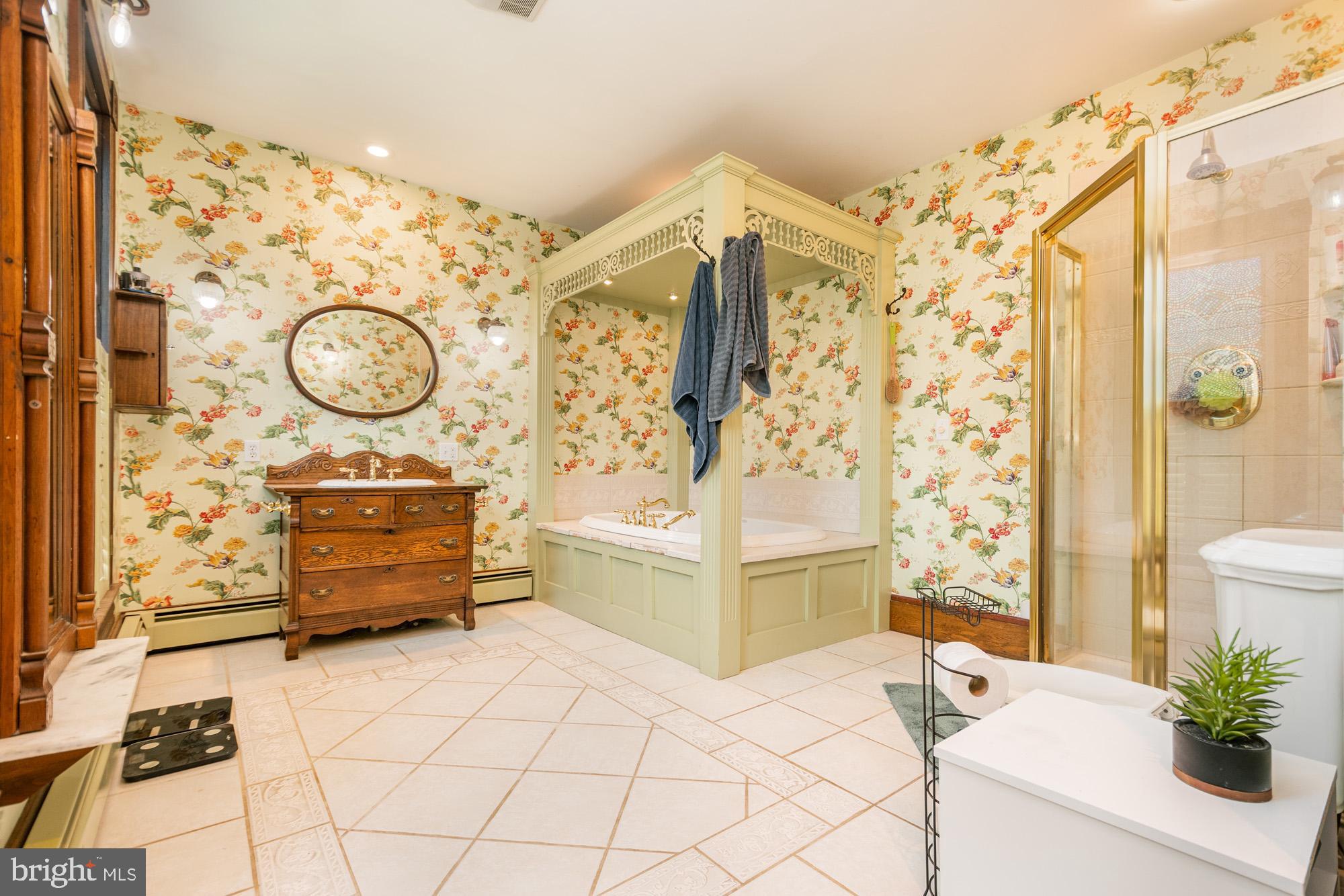 MOUNTAIN LAKE PARK - Residential