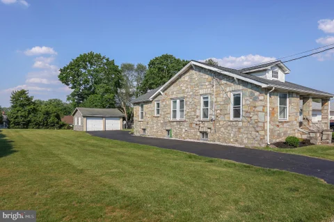 730 Pilgrim Avenue, Lawrenceville, NJ MLS: NJME2076434