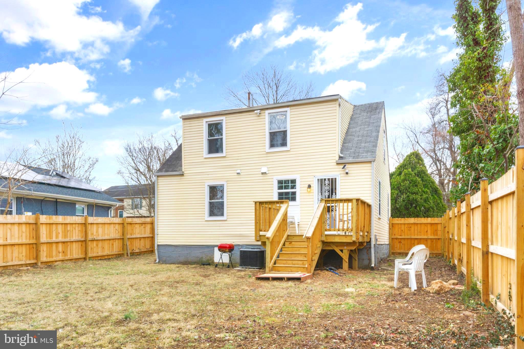 CAPITOL HEIGHTS - Residential