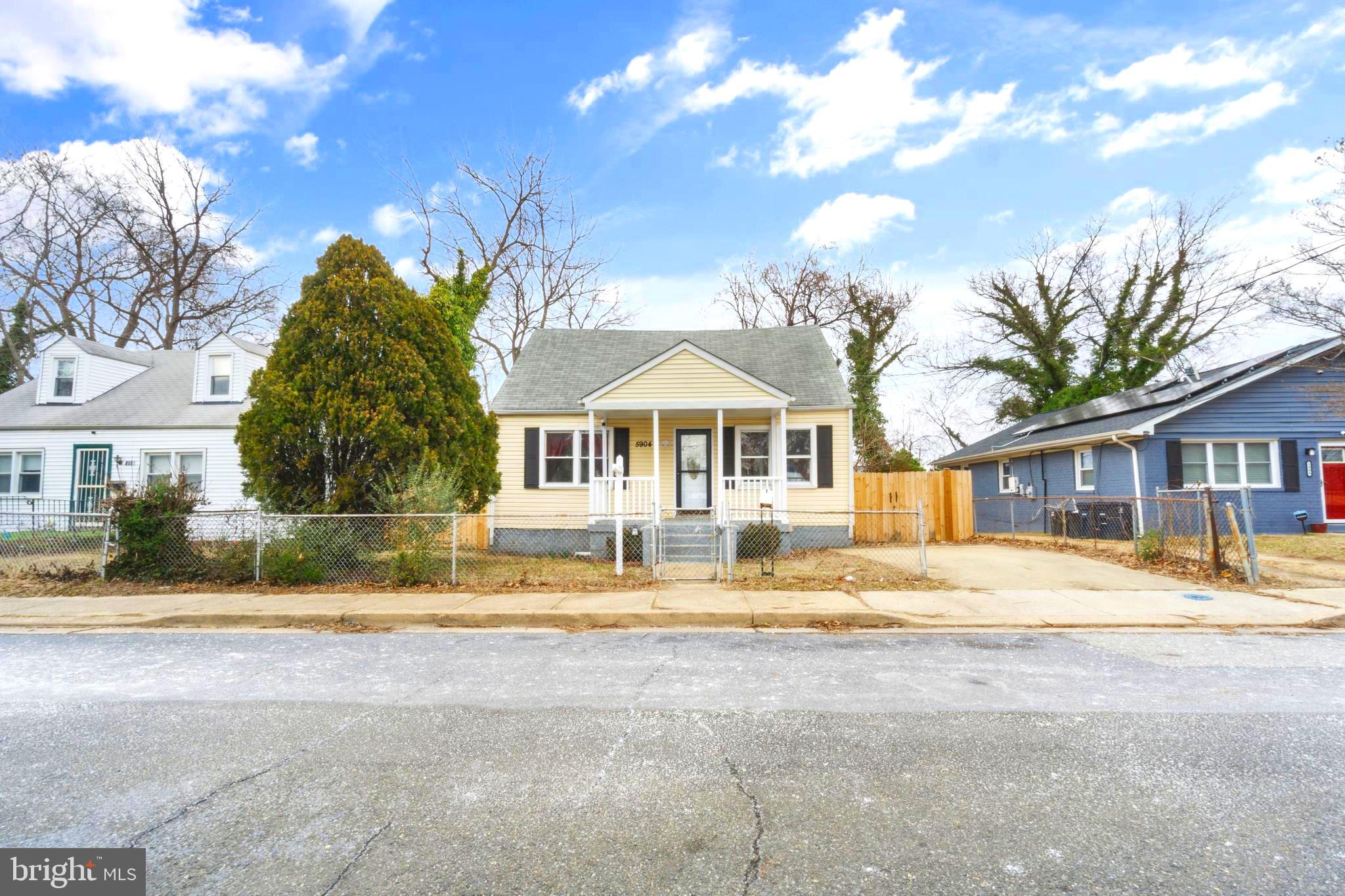 CAPITOL HEIGHTS - Residential