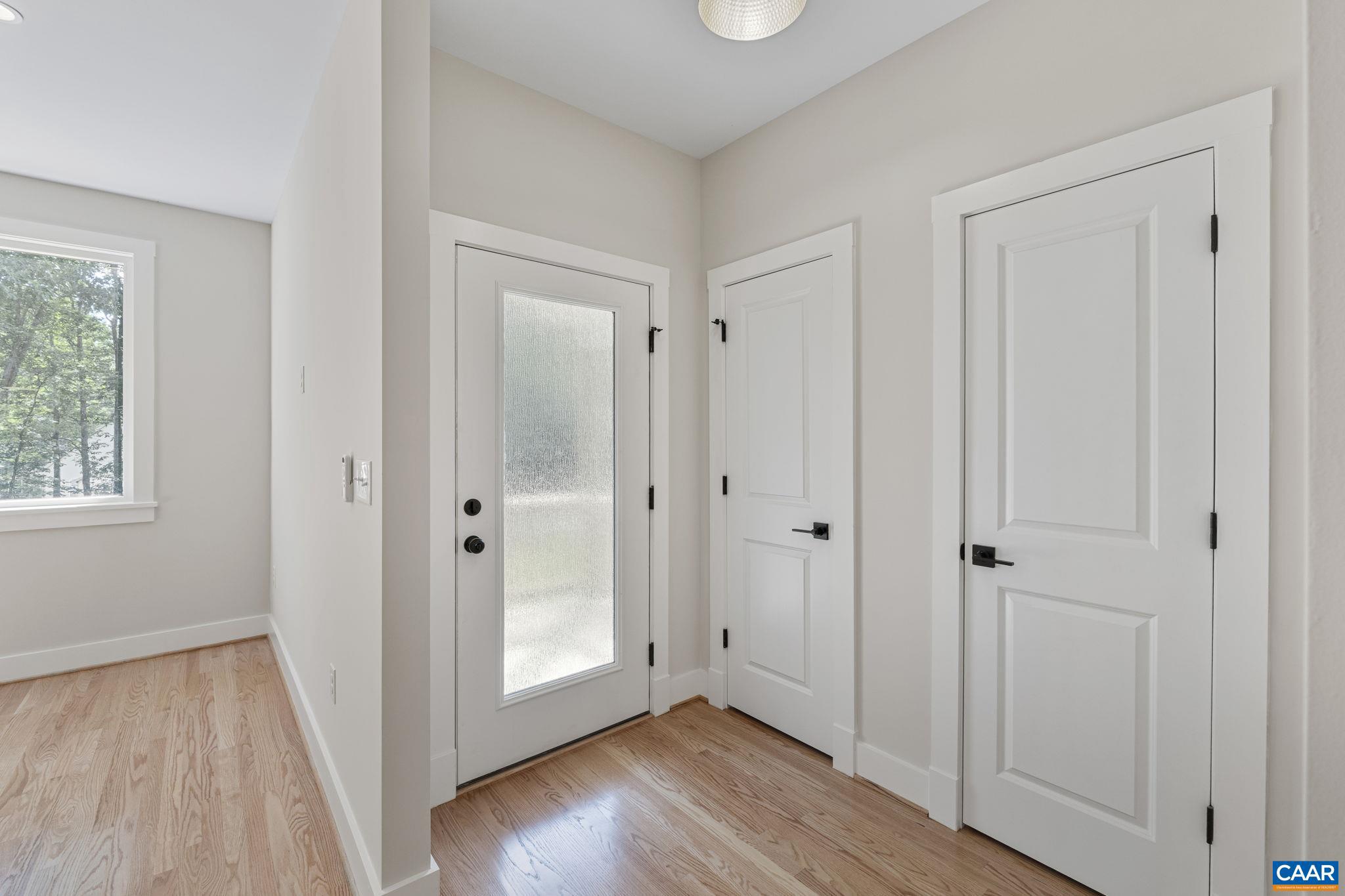 LAKE MONTICELLO - Residential