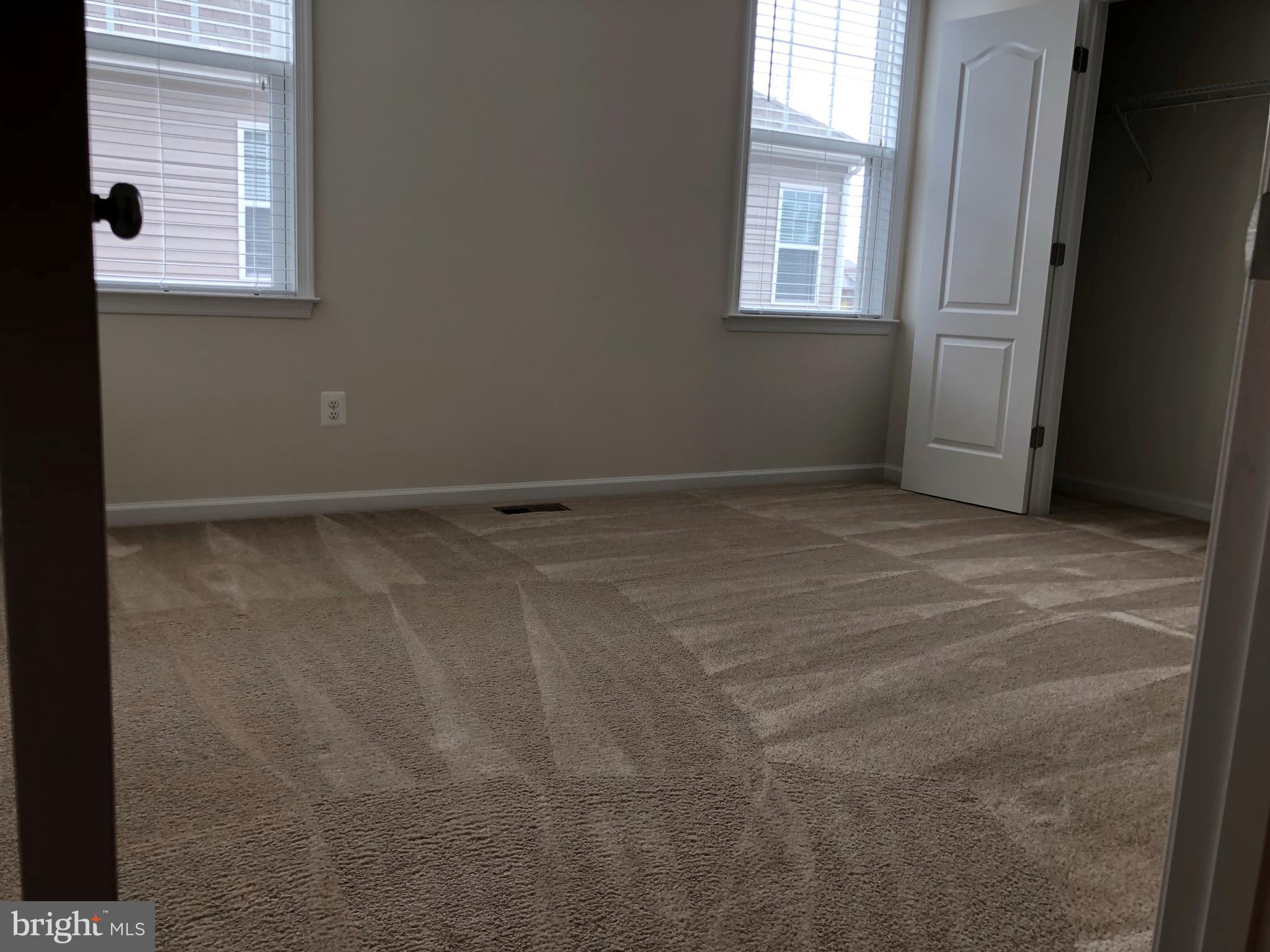 BRAMBLETON LANDBAY 3 - Residential Lease