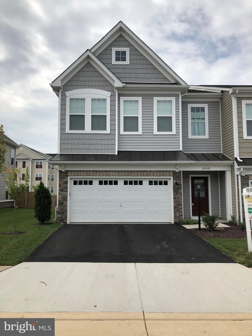 2500 sqft STUNNING,  one year old Van Metre END Villa in Brambleton LandBay FOR RENT! Blinds will be added before Move-In! Verizon Internet & Basic Cable included! Gourmet Kitch w/granite,SS Apps, island w/brkfst br, gas cktop, wall oven, & built in microwave! Amenities: Basketball Courts,Bike Trail,Community Center, pool, tennis courts, playgrounds, & more