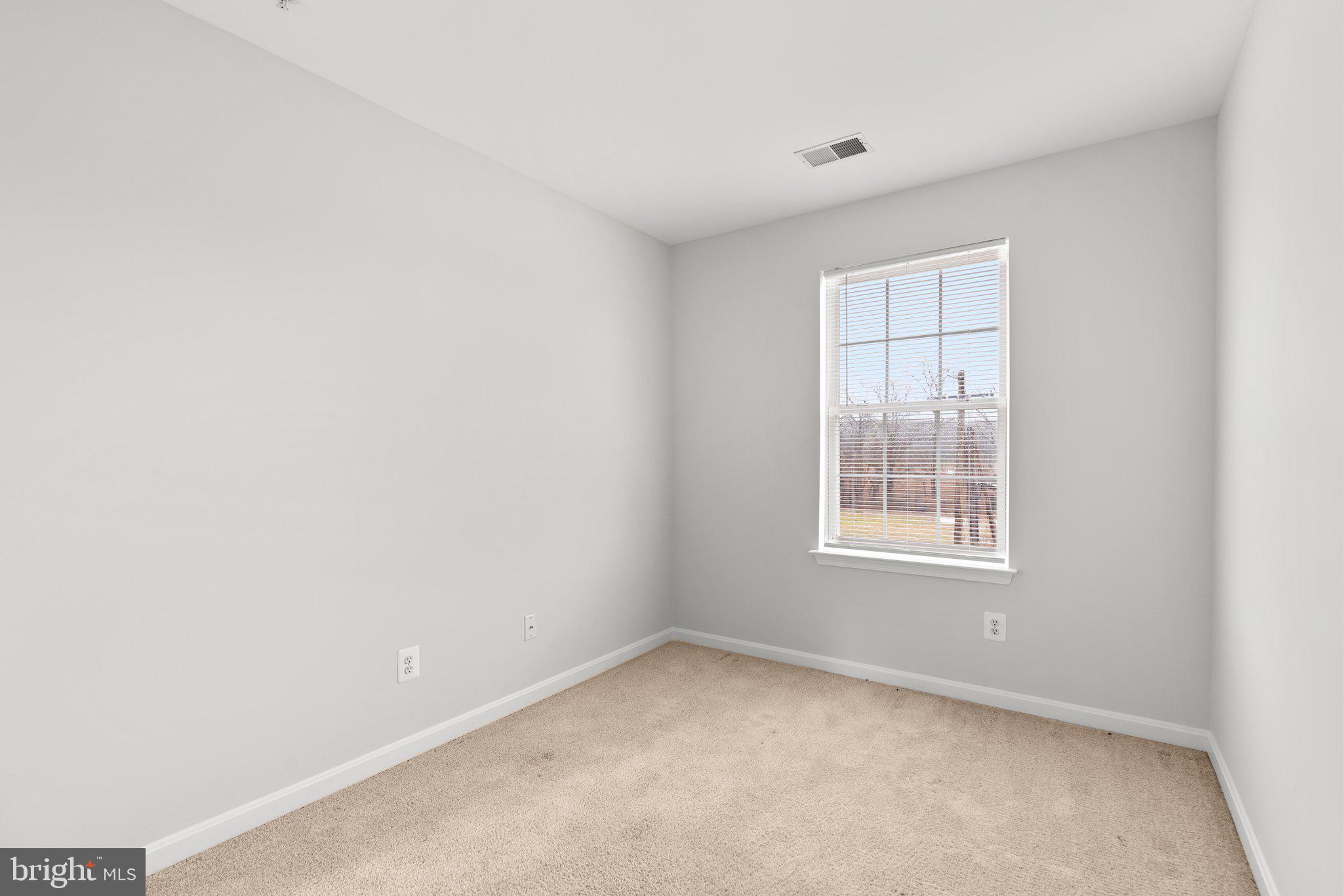 CARROLLWOOD MANOR - Residential