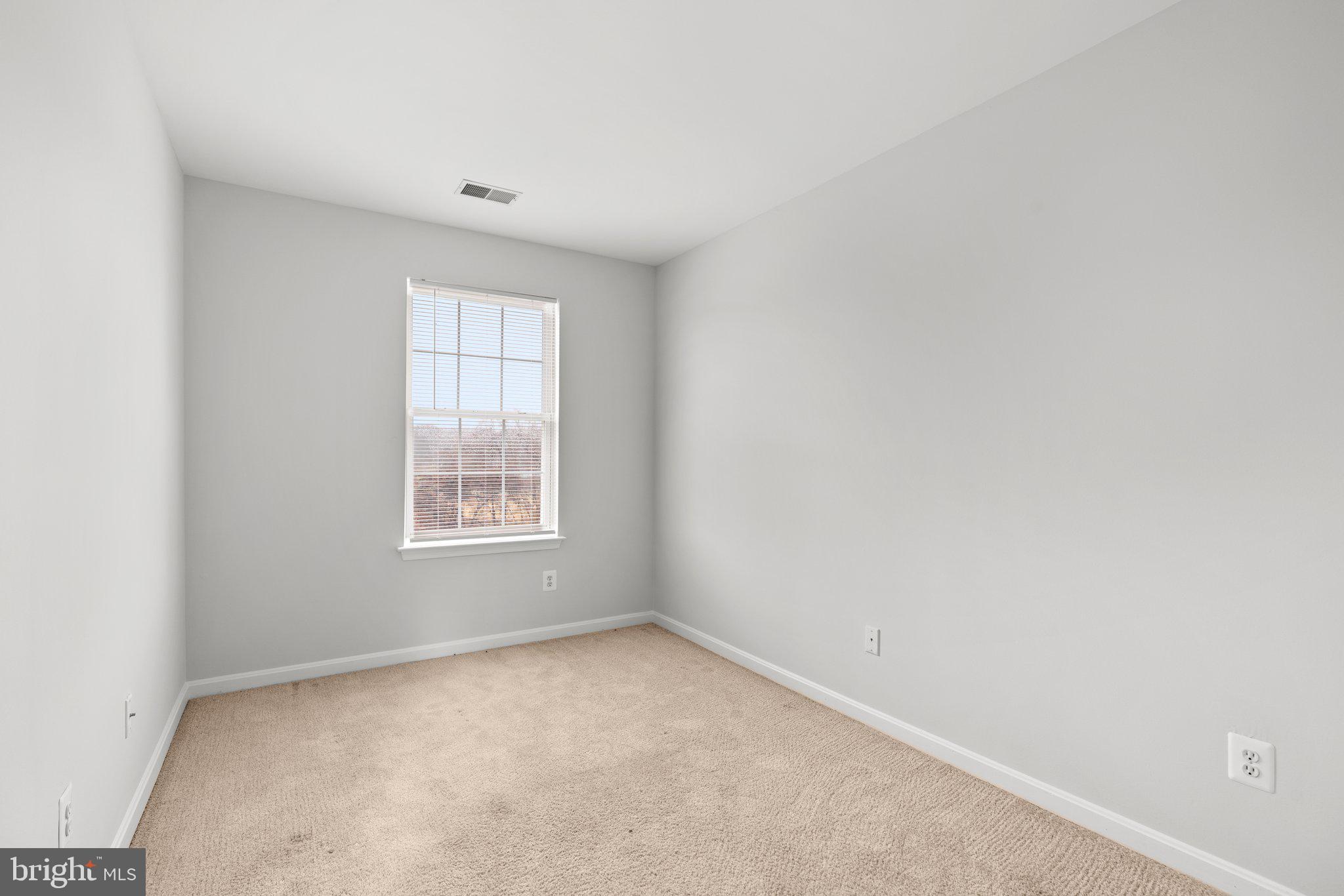 CARROLLWOOD MANOR - Residential