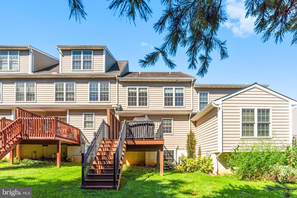 Photo of 763 Keller Drive, LITITZ, PA 17543 (MLS # PALA2074998)