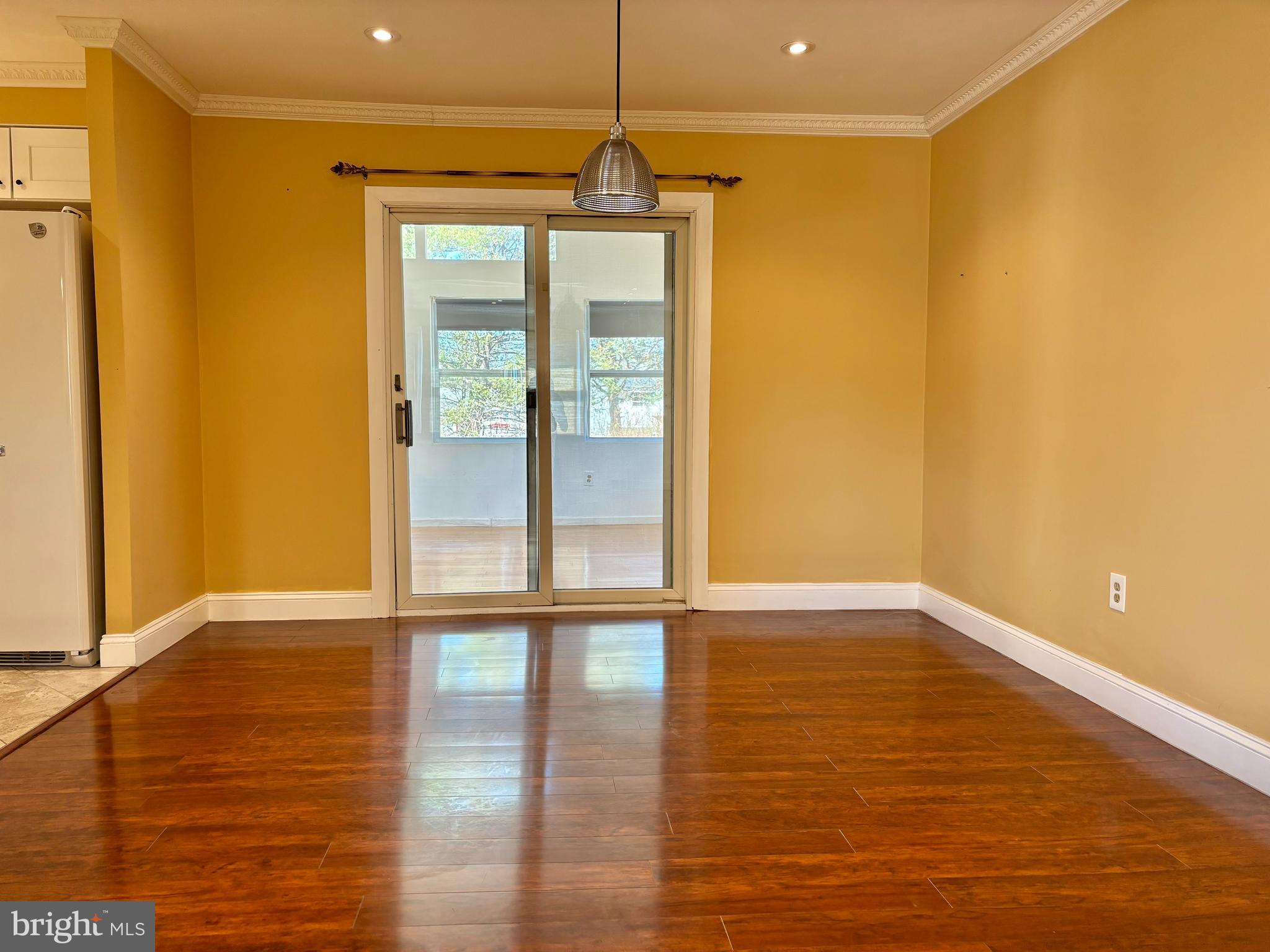 WILLOWBROOK - Residential