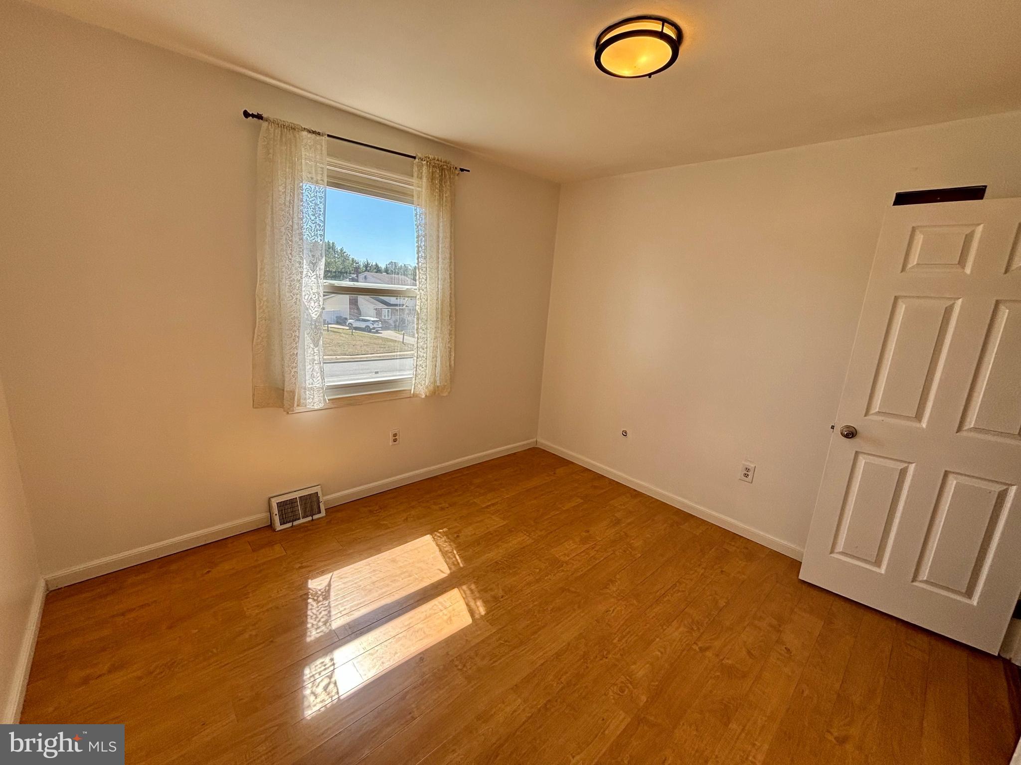 WILLOWBROOK - Residential