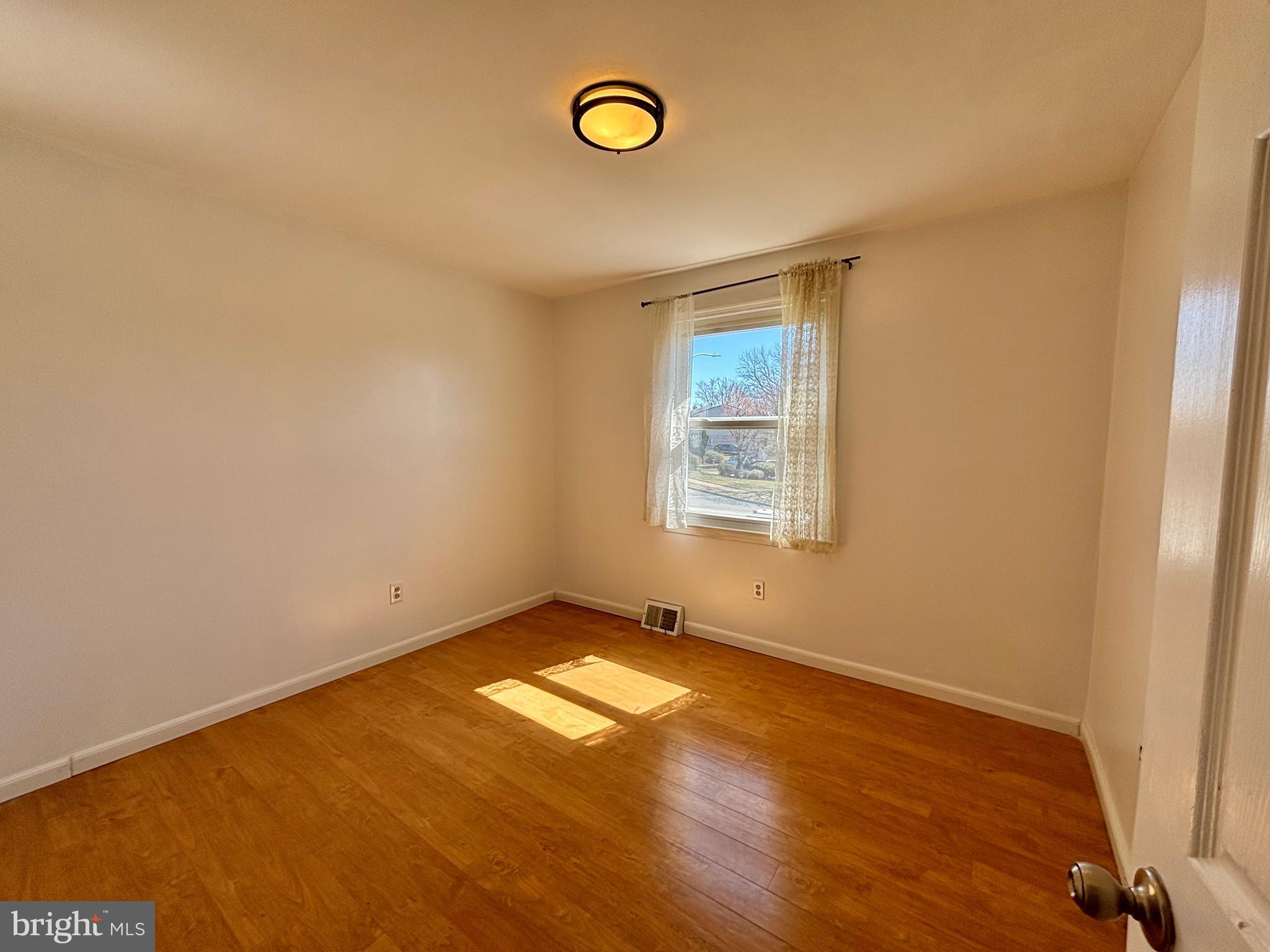 WILLOWBROOK - Residential