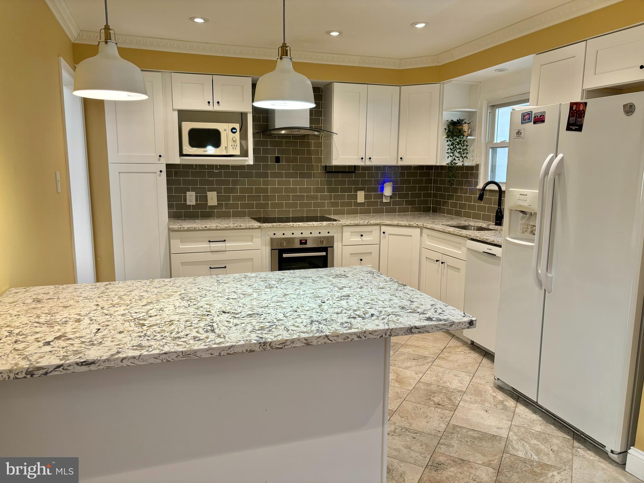 WILLOWBROOK - Residential