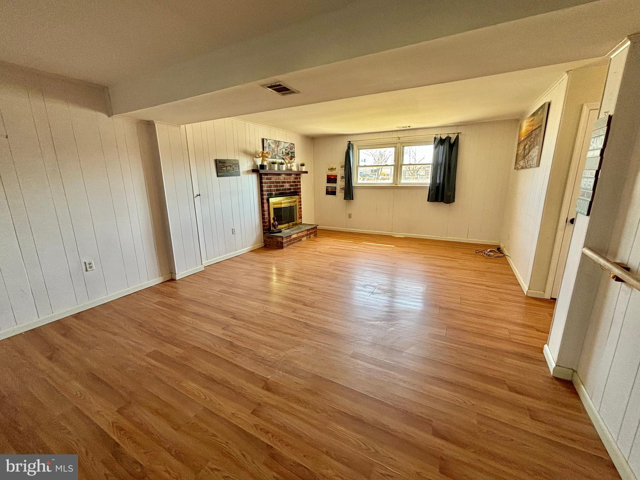 WILLOWBROOK - Residential