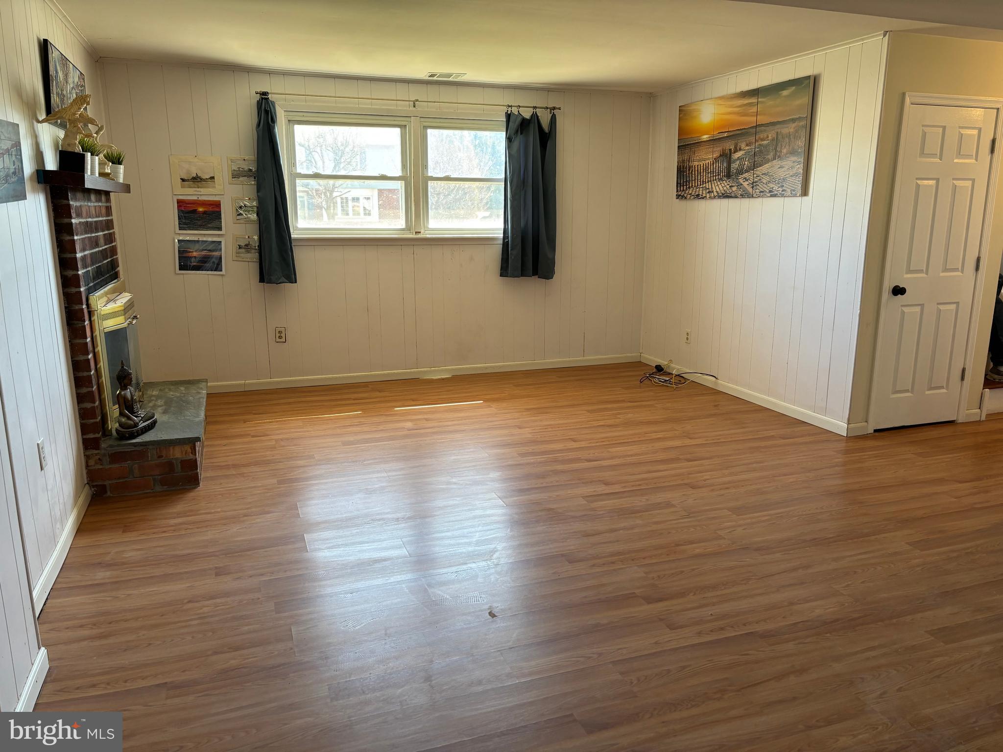 WILLOWBROOK - Residential