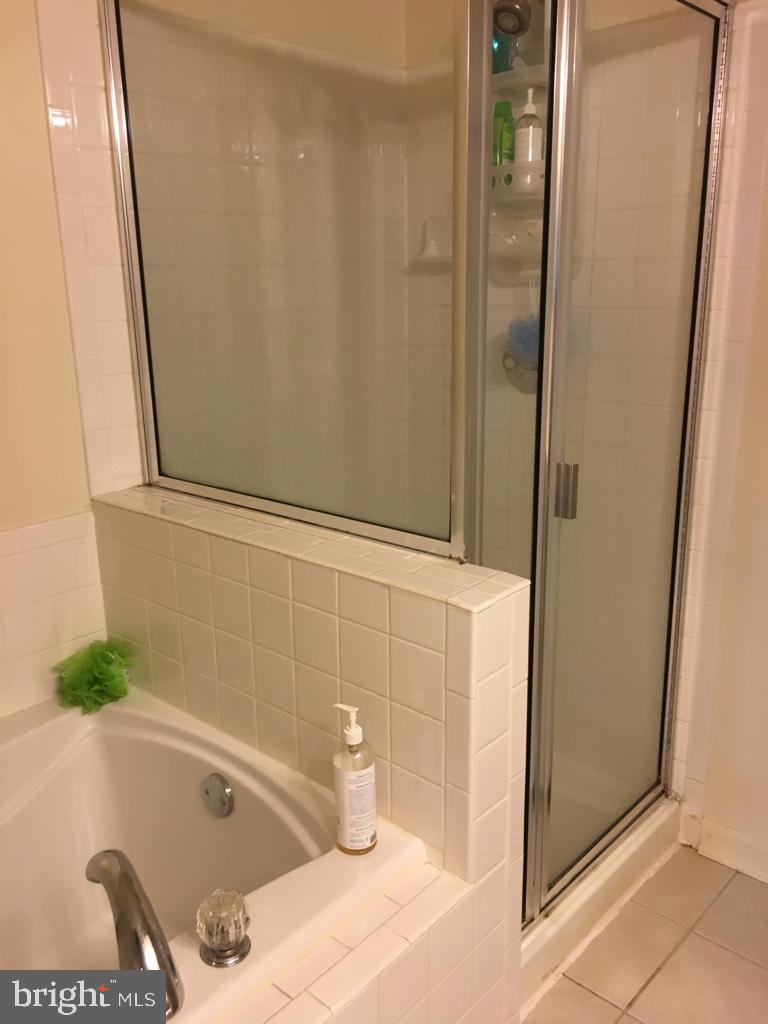 MANORS AT MCNAIR FARMS - Residential Lease