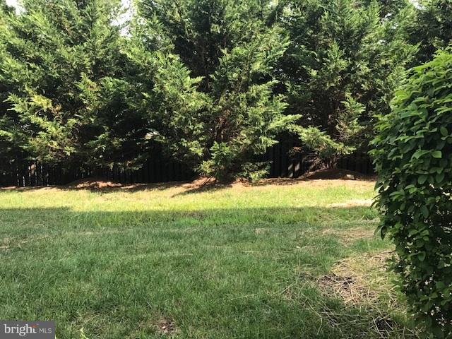 MANORS AT MCNAIR FARMS - Residential Lease