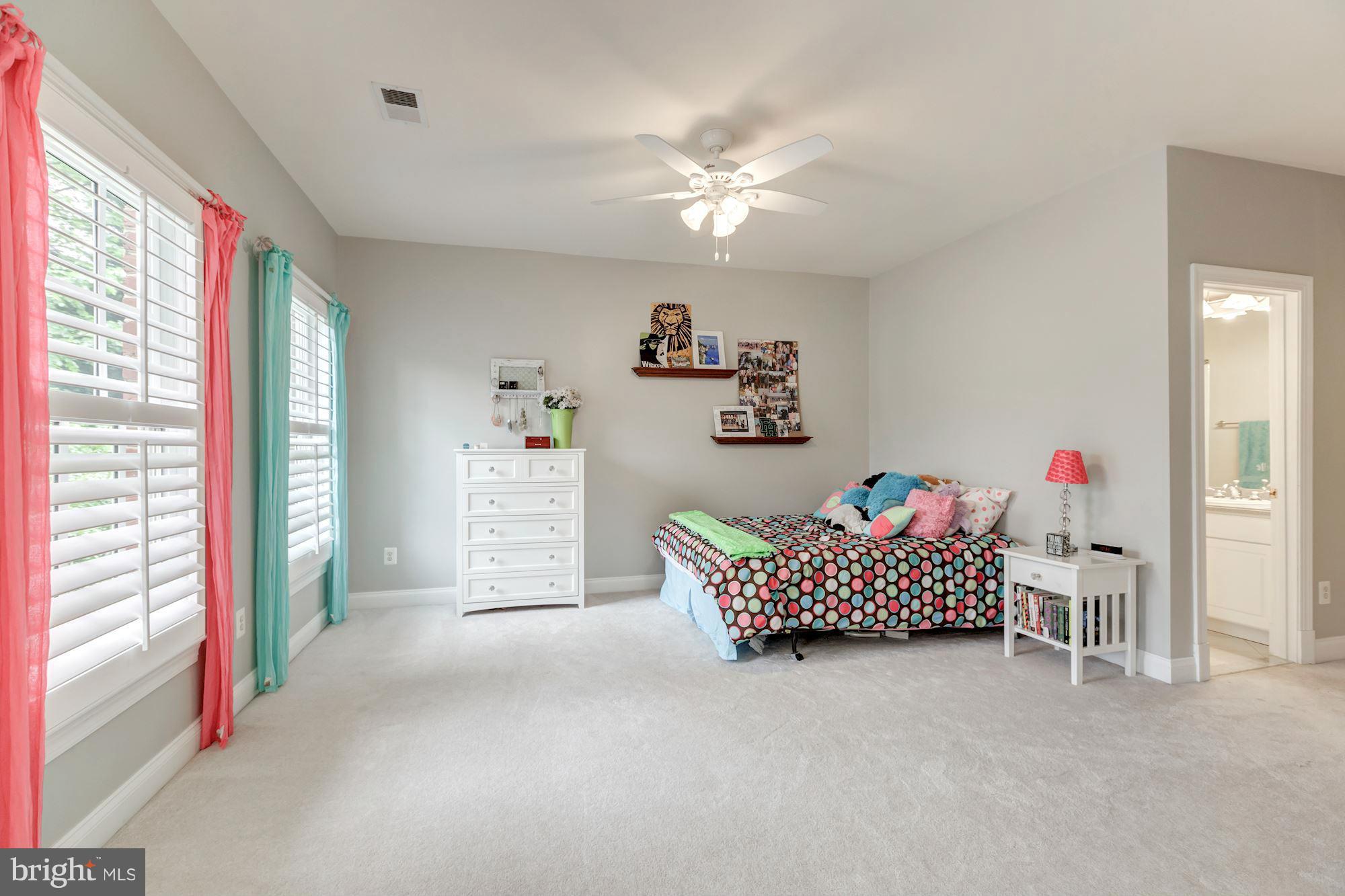 THE RESERVE - Residential