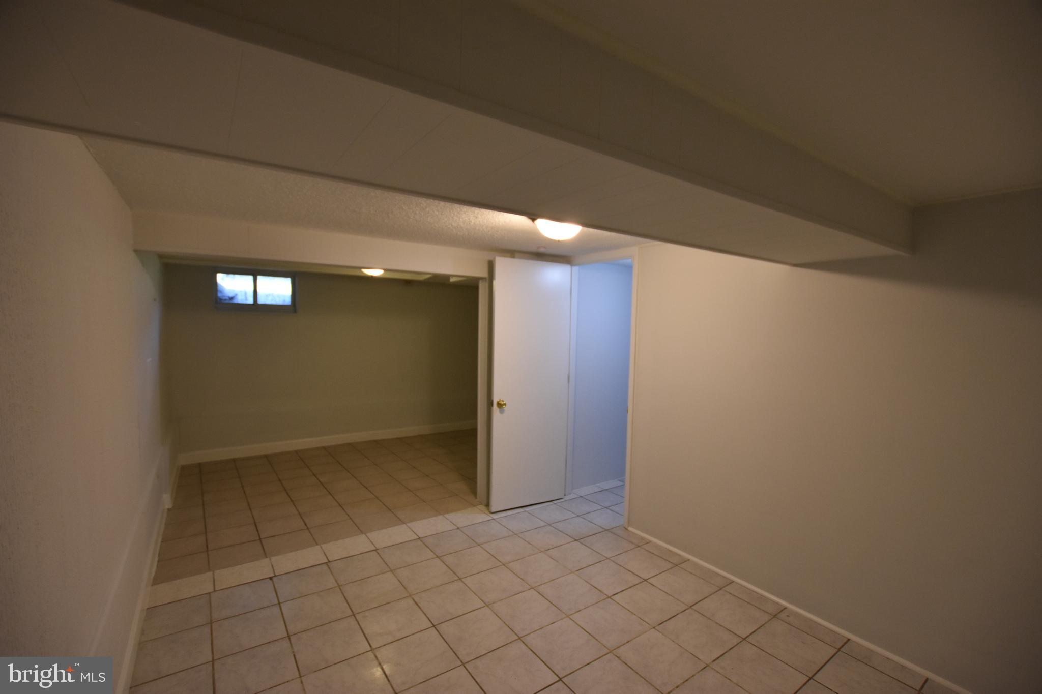 PARKSIDE - Residential Lease