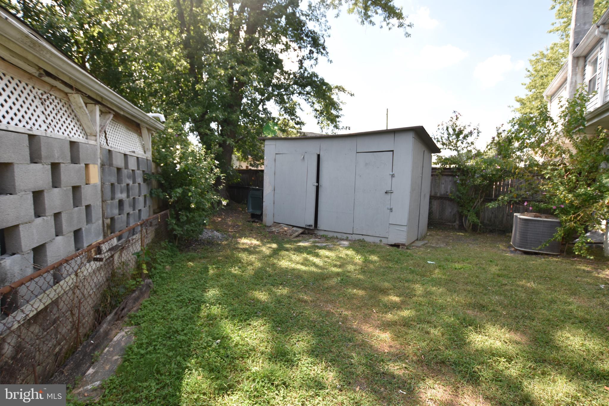 PARKSIDE - Residential Lease