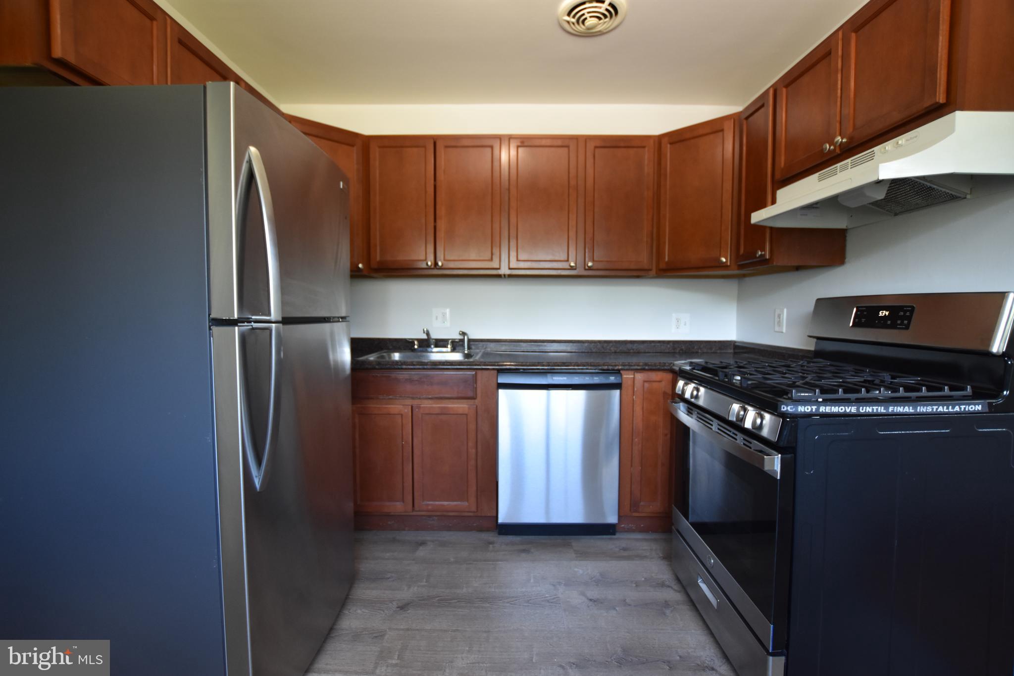 PARKSIDE - Residential Lease