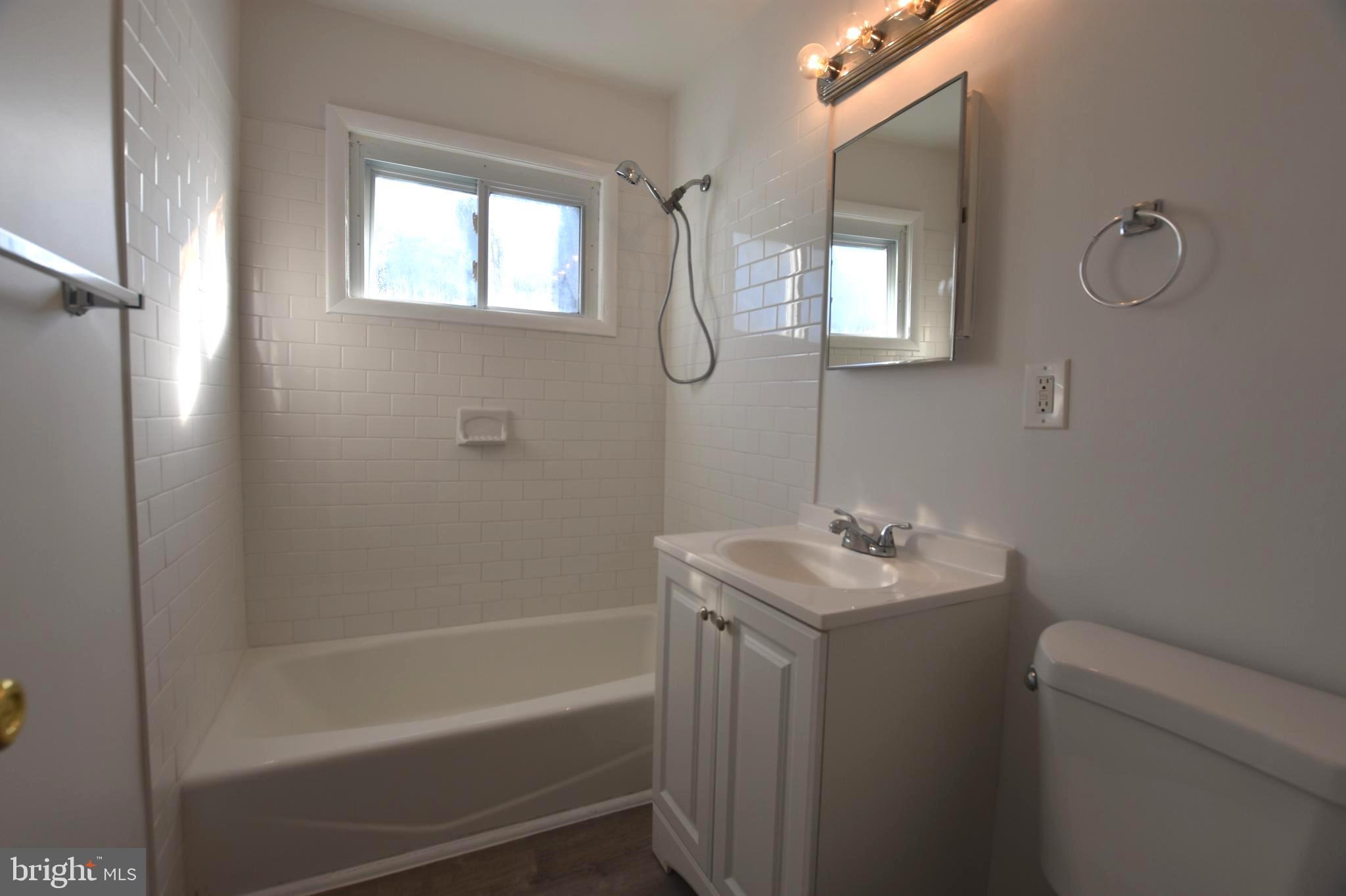 PARKSIDE - Residential Lease