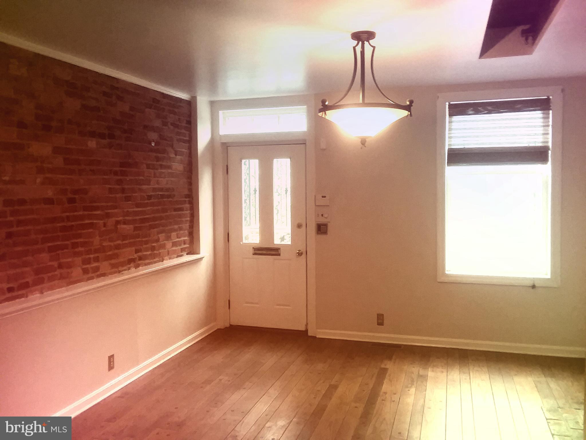 BROMO ARTS DISTRICT - Residential Lease