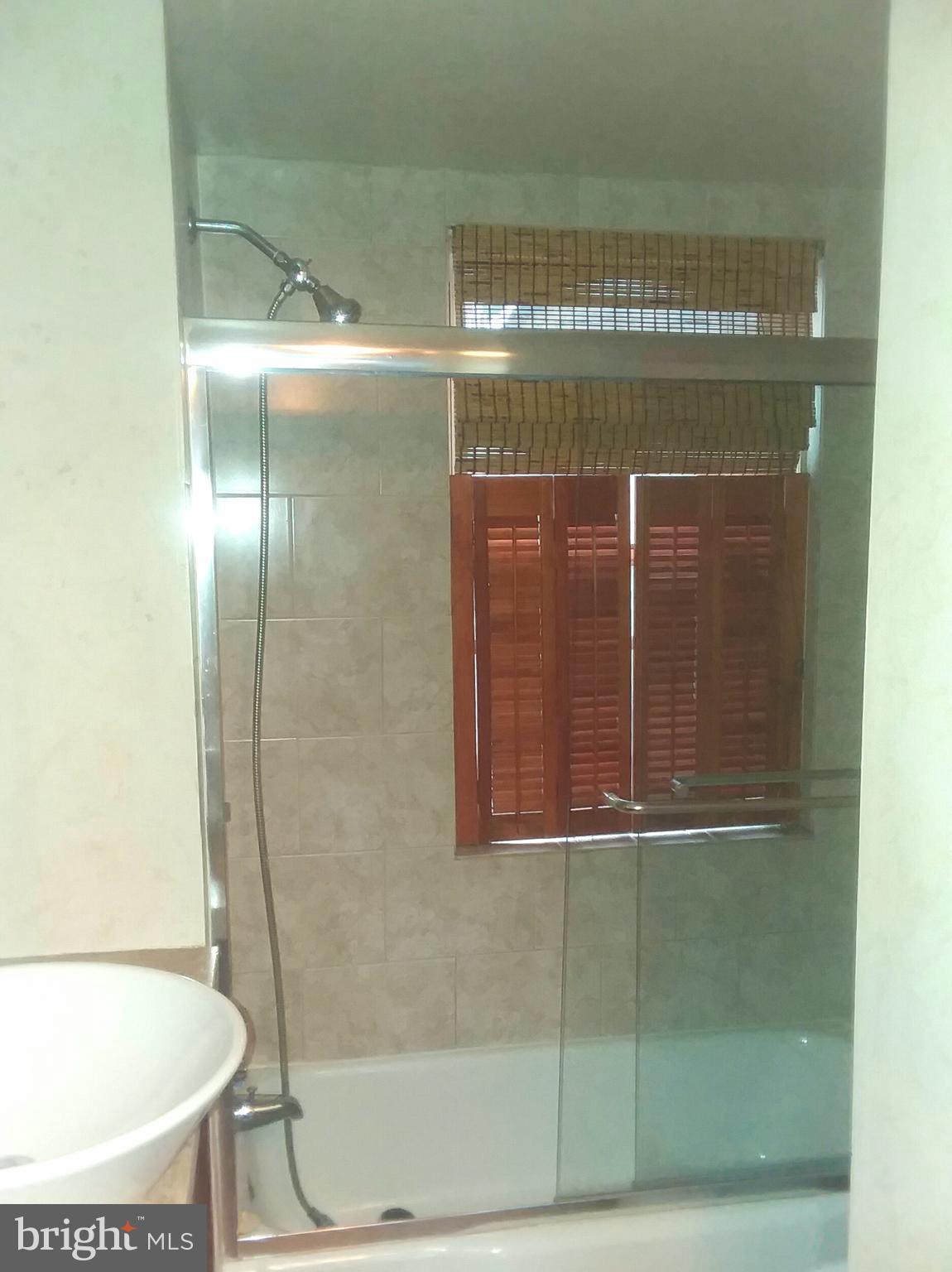 BROMO ARTS DISTRICT - Residential Lease