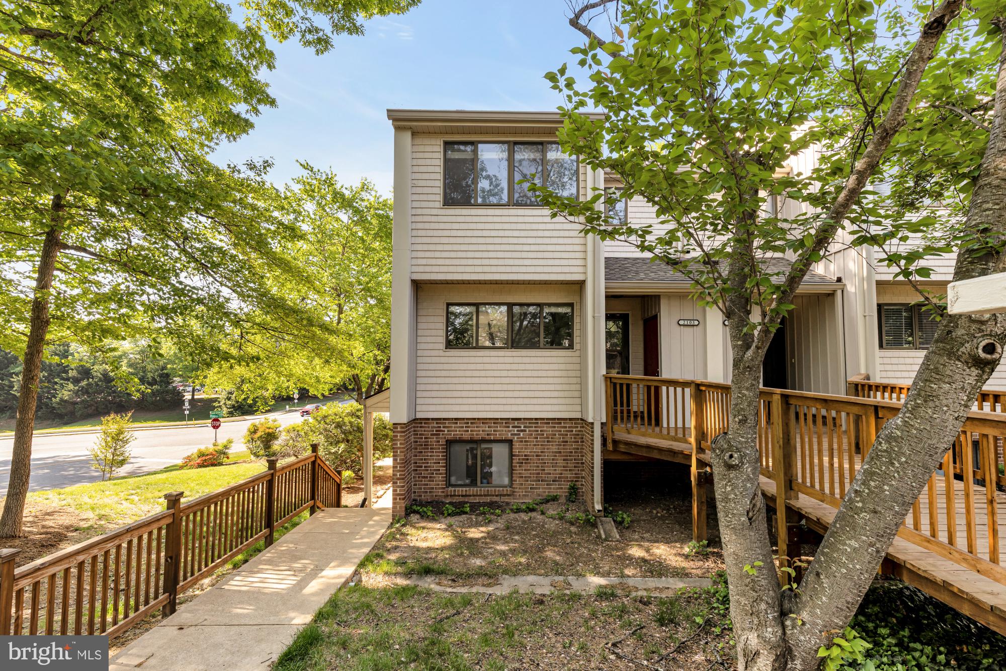 RIPPON LANDING - Residential