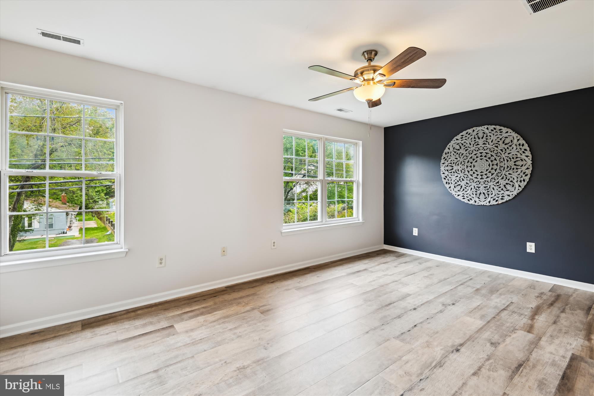 OYSTER HARBOR - Residential
