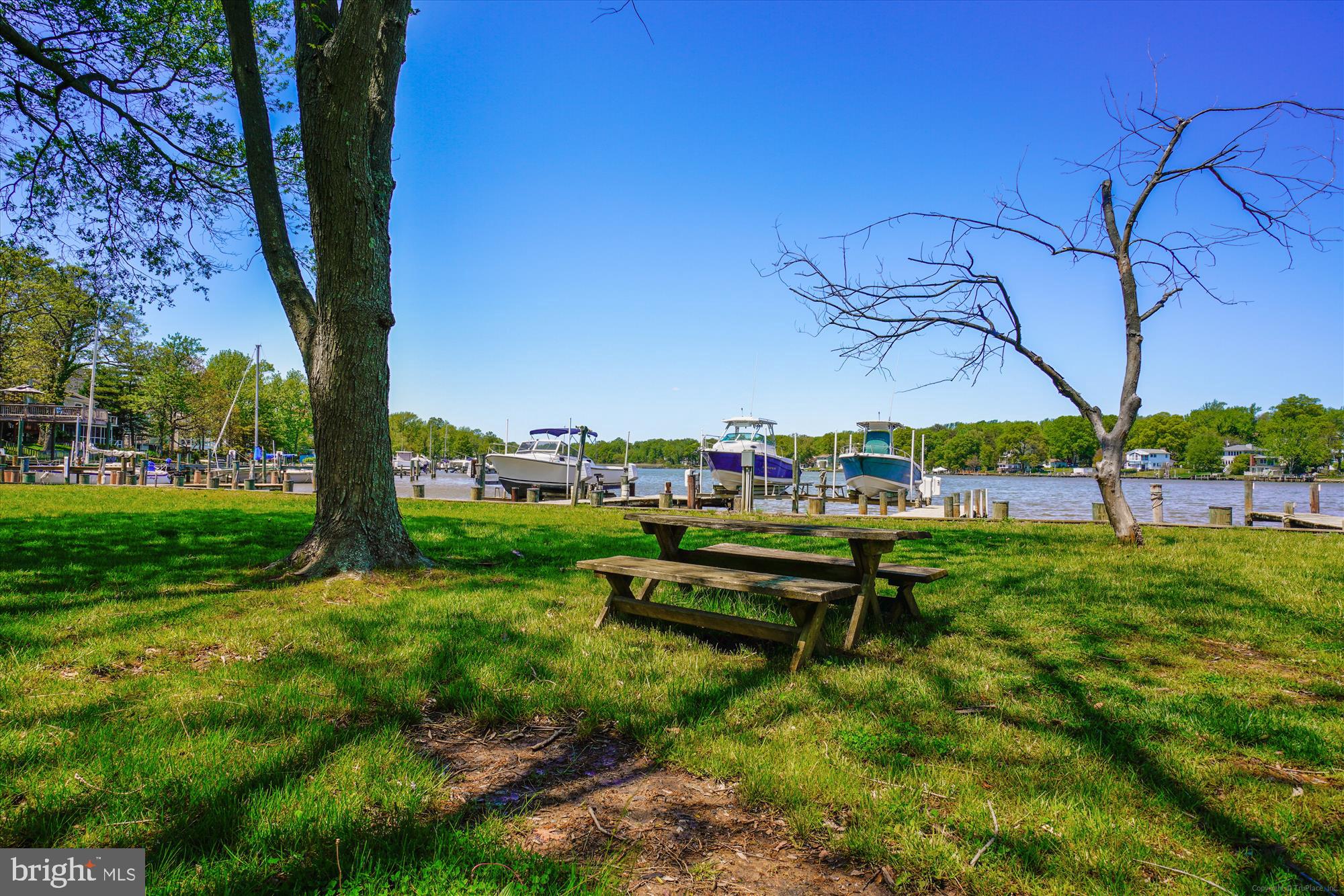 OYSTER HARBOR - Residential